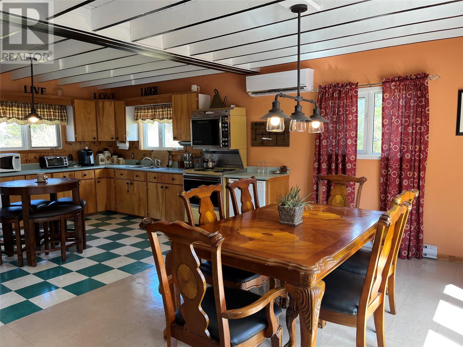 102 Hell Hill Road Property Photo 17