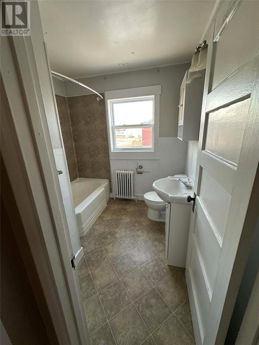 34-40 Georgia Drive Property Photo 12