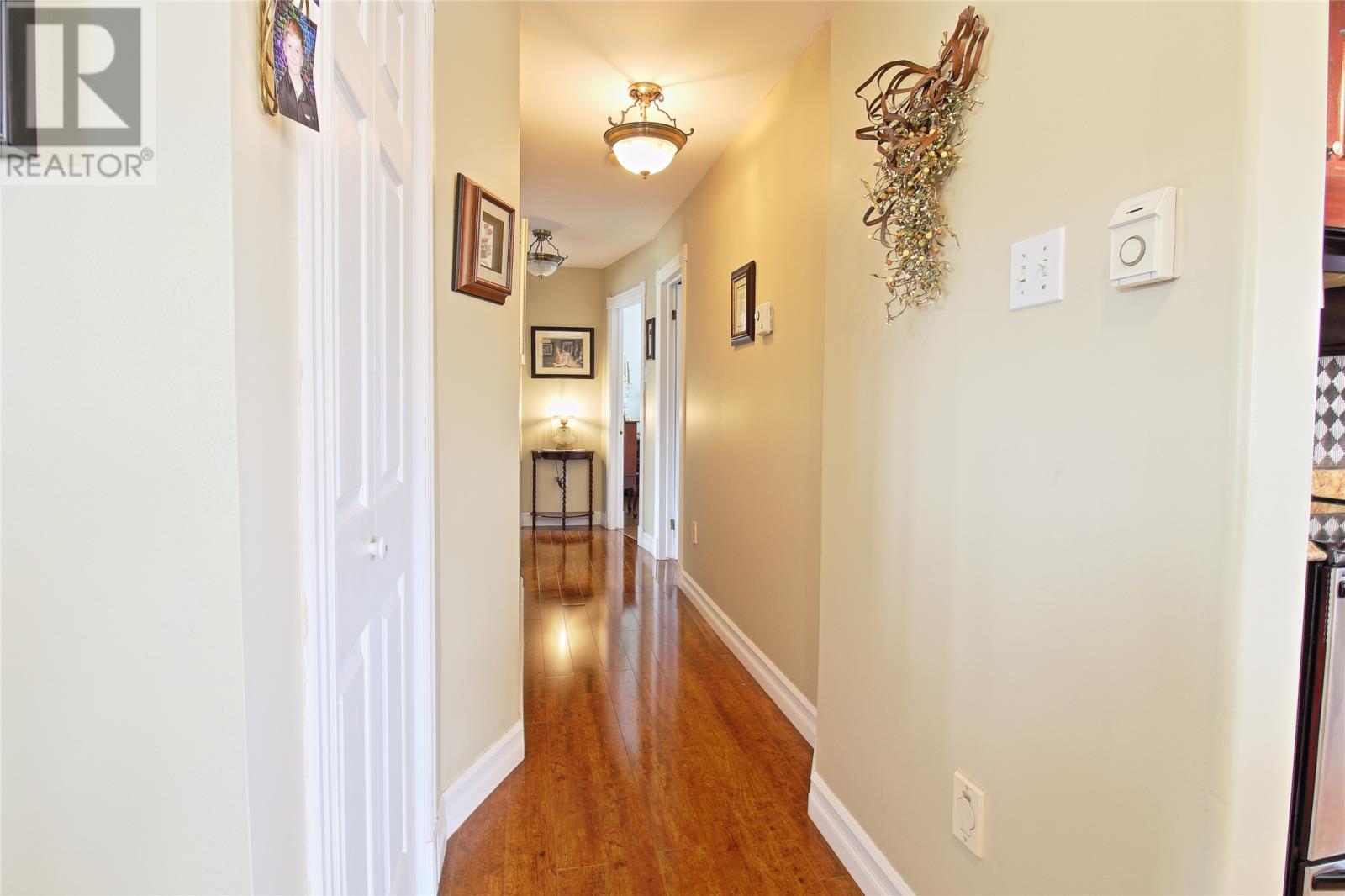 27 Park Avenue Property Photo 17