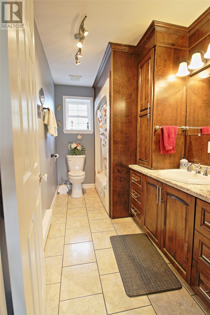 27 Park Avenue Property Photo 22