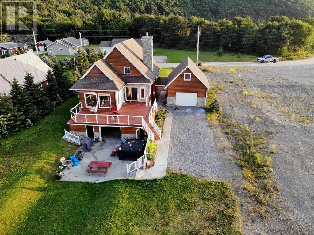 2 Regatta Drive Property Photo 3