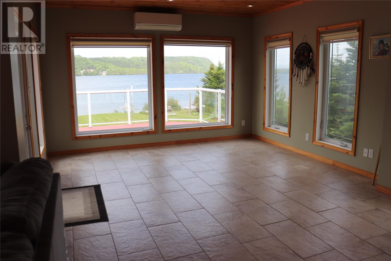 2 Regatta Drive Property Photo 16