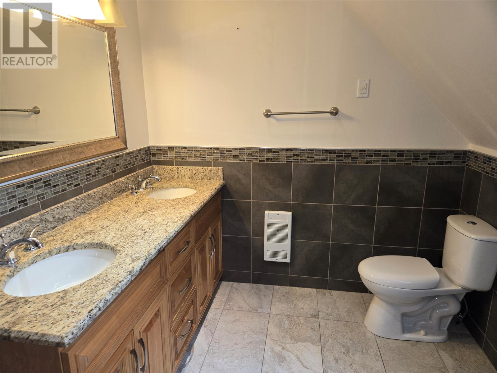 2 Regatta Drive Property Photo 24