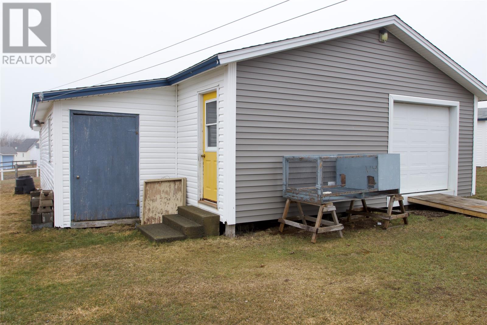 122-122a Coster Street Property Photo 4