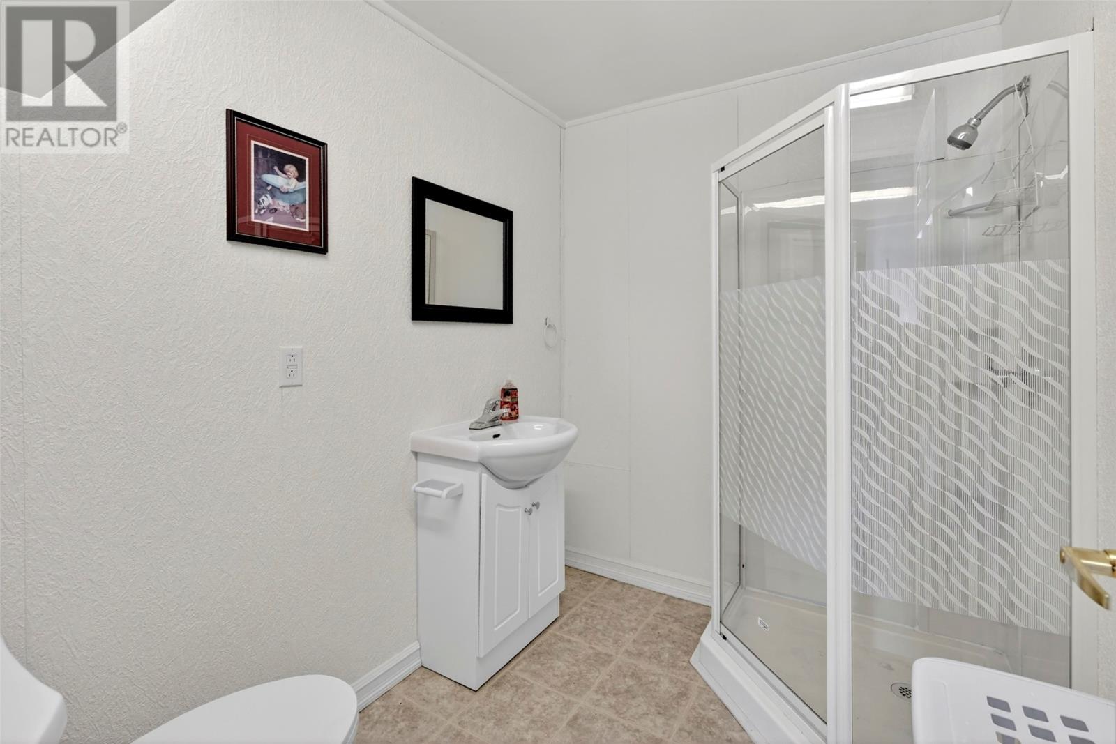 4 Kingwell Crescent Property Photo 28