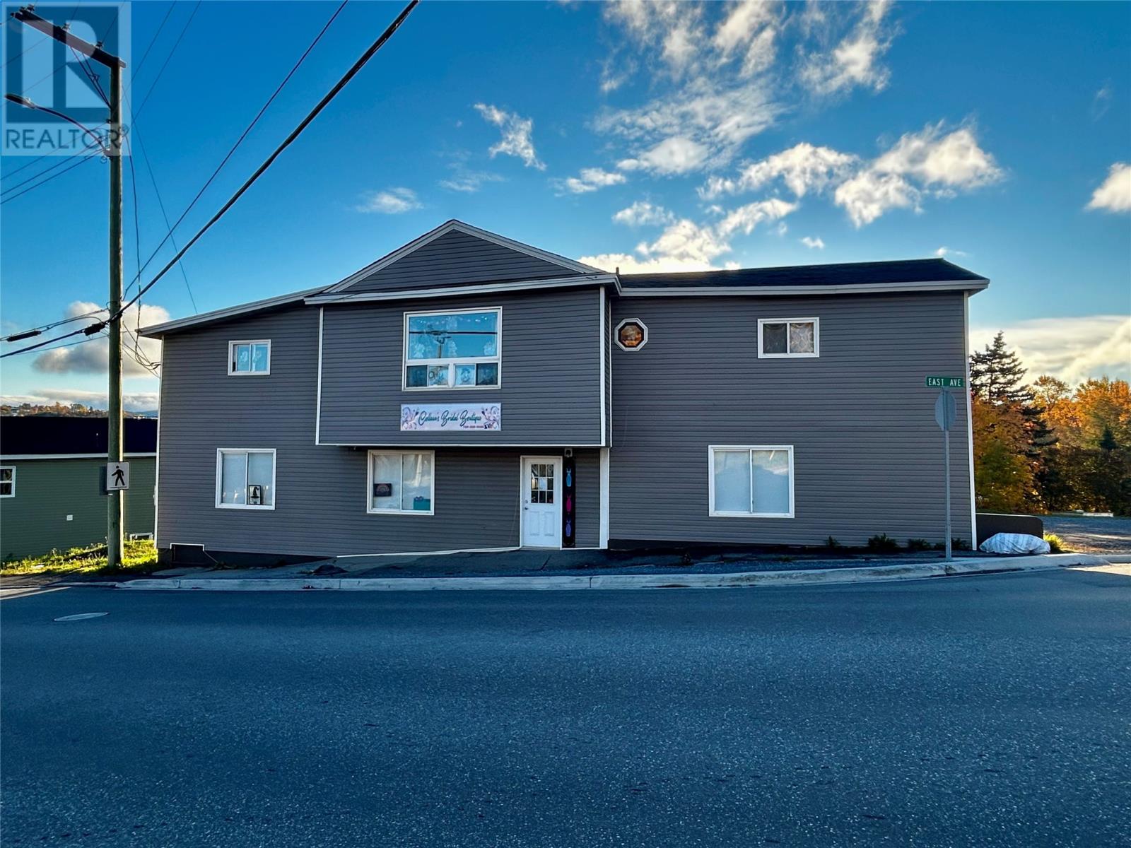 27 Caribou Road Property Photo 1