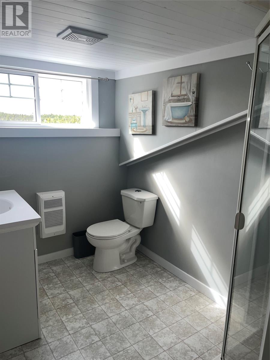 20 West Main Road Property Photo 26