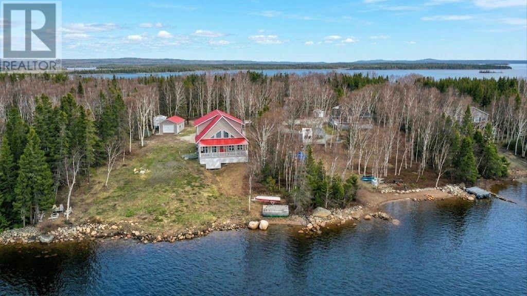 10 Lunch Point Property Photo 1