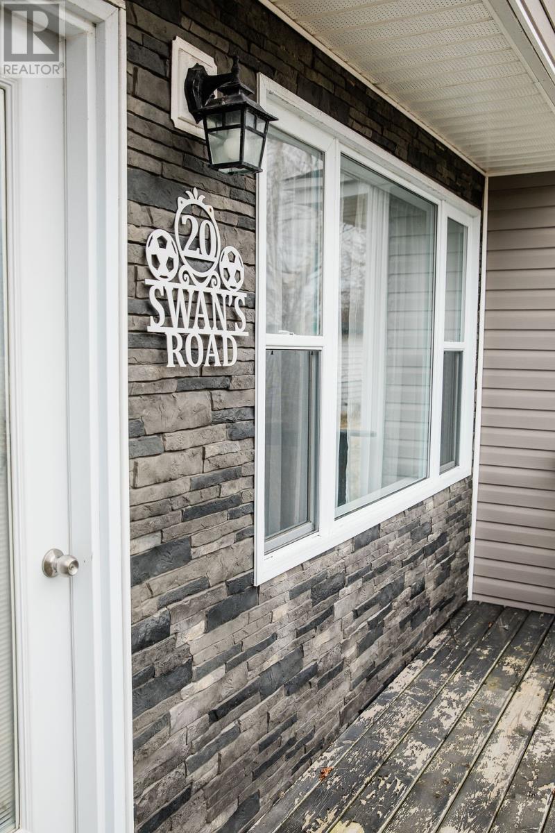 20 Swan's Road Property Photo 2