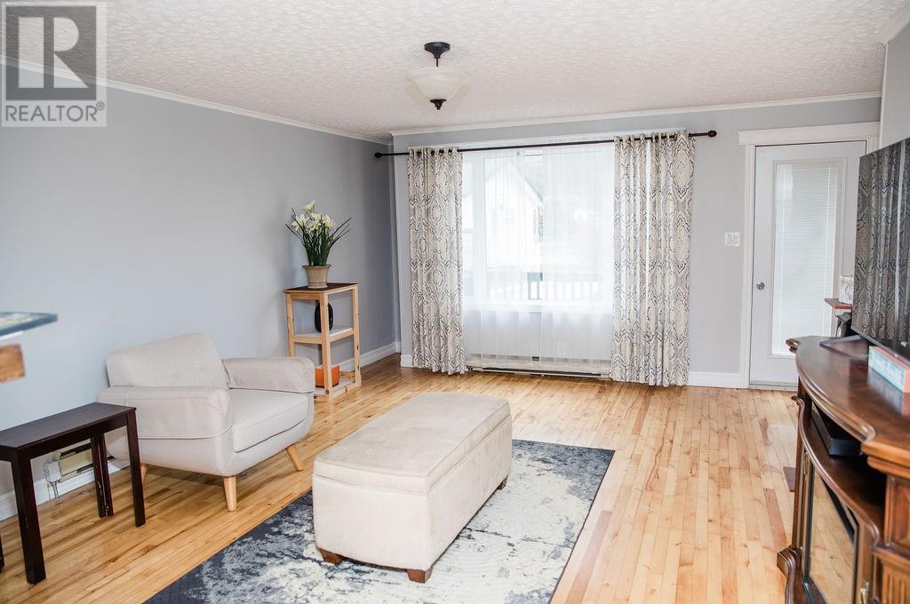 20 Swan's Road Property Photo 10