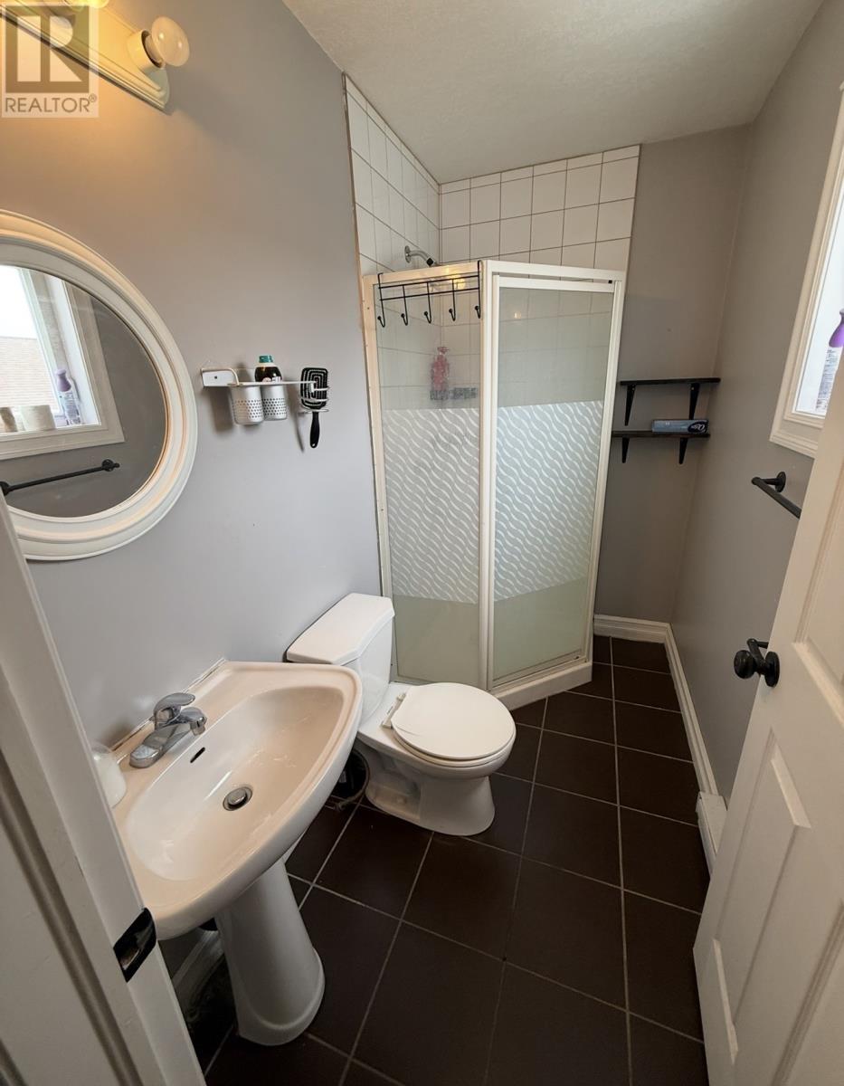 8 Ford Crescent Property Photo 13