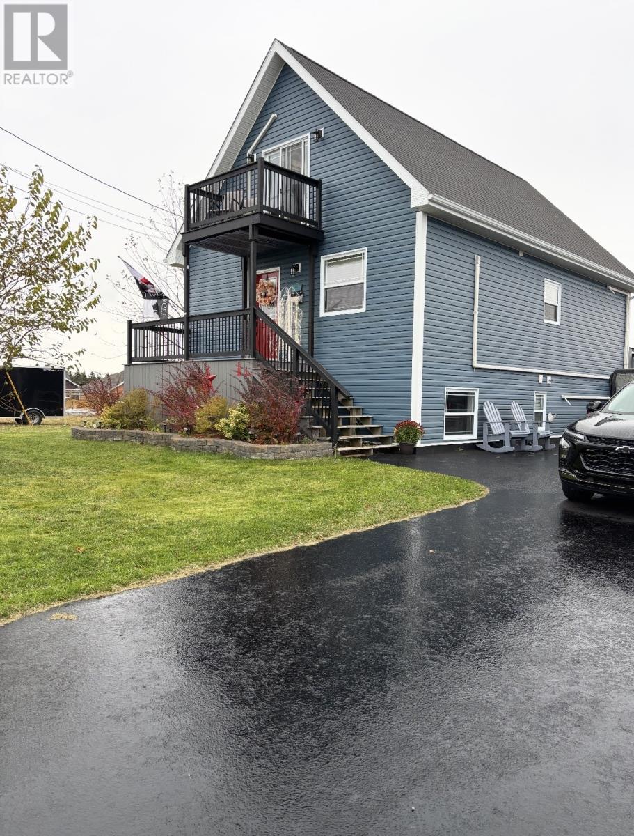 4 Ross Avenue Property Photo 3