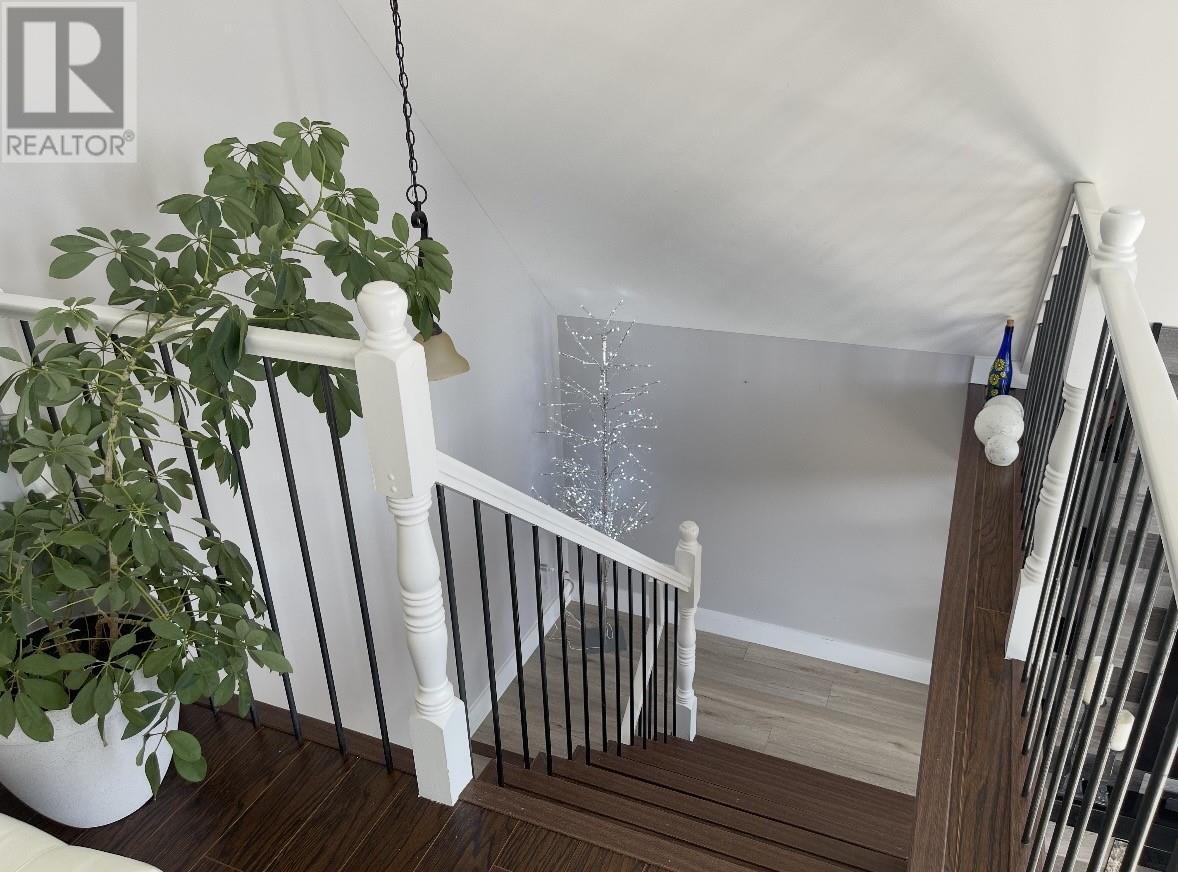 4 Ross Avenue Property Photo 22