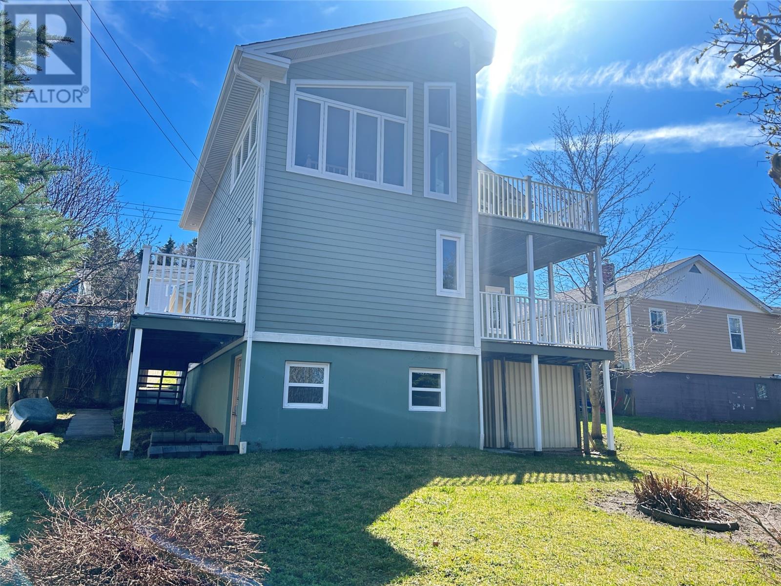 6 Woodcrest Avenue Property Photo 3