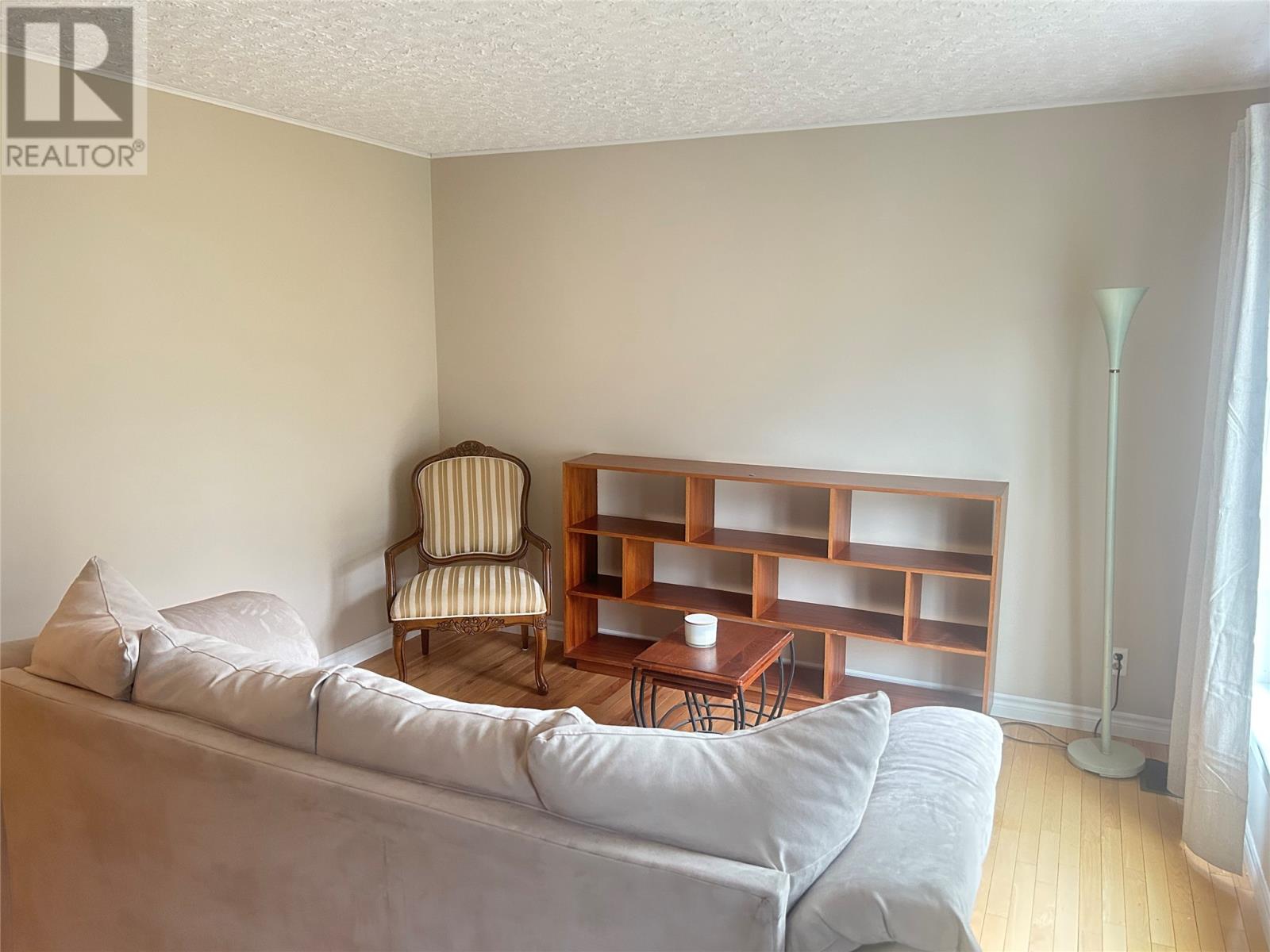 6 Woodcrest Avenue Property Photo 7