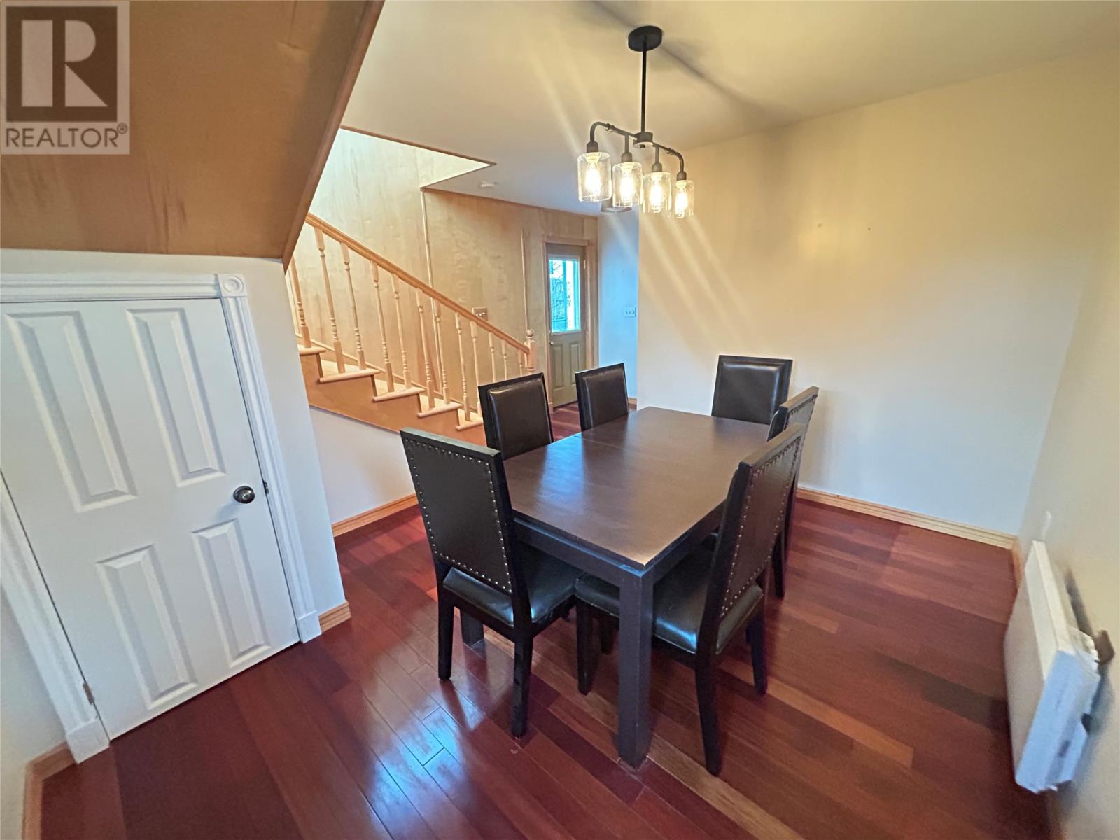 6 Woodcrest Avenue Property Photo 17