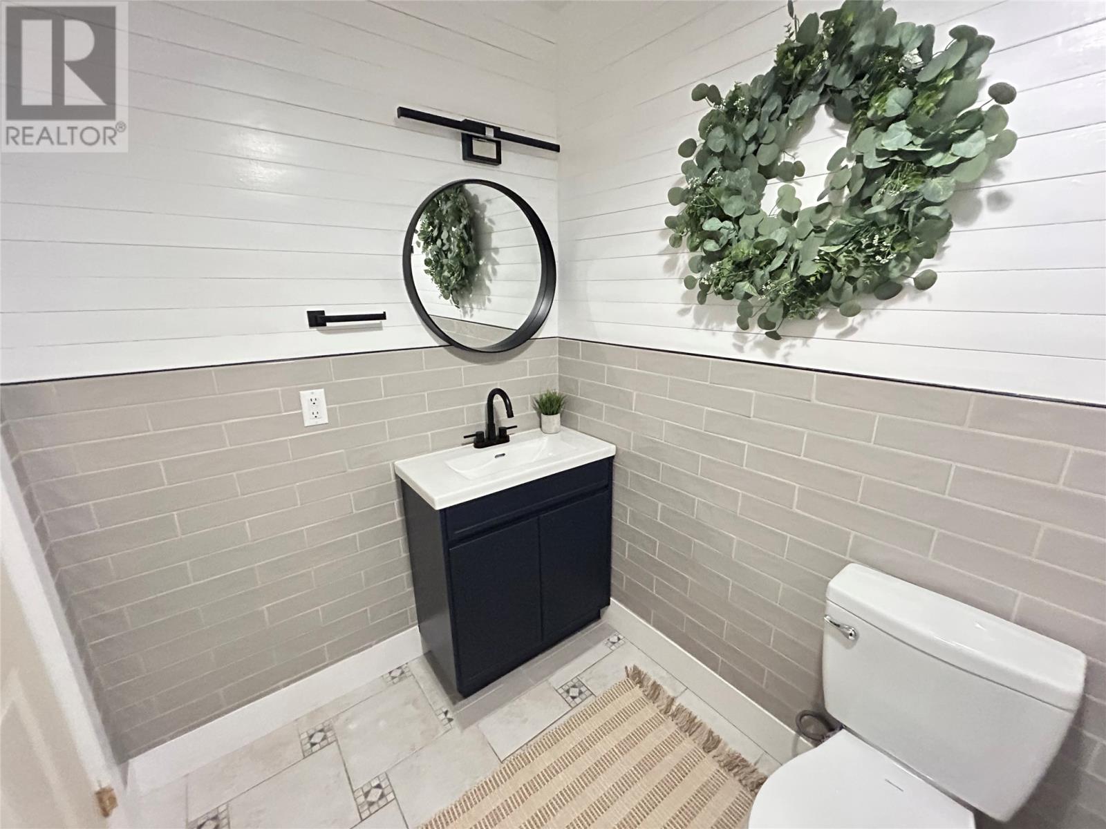 6 Woodcrest Avenue Property Photo 20
