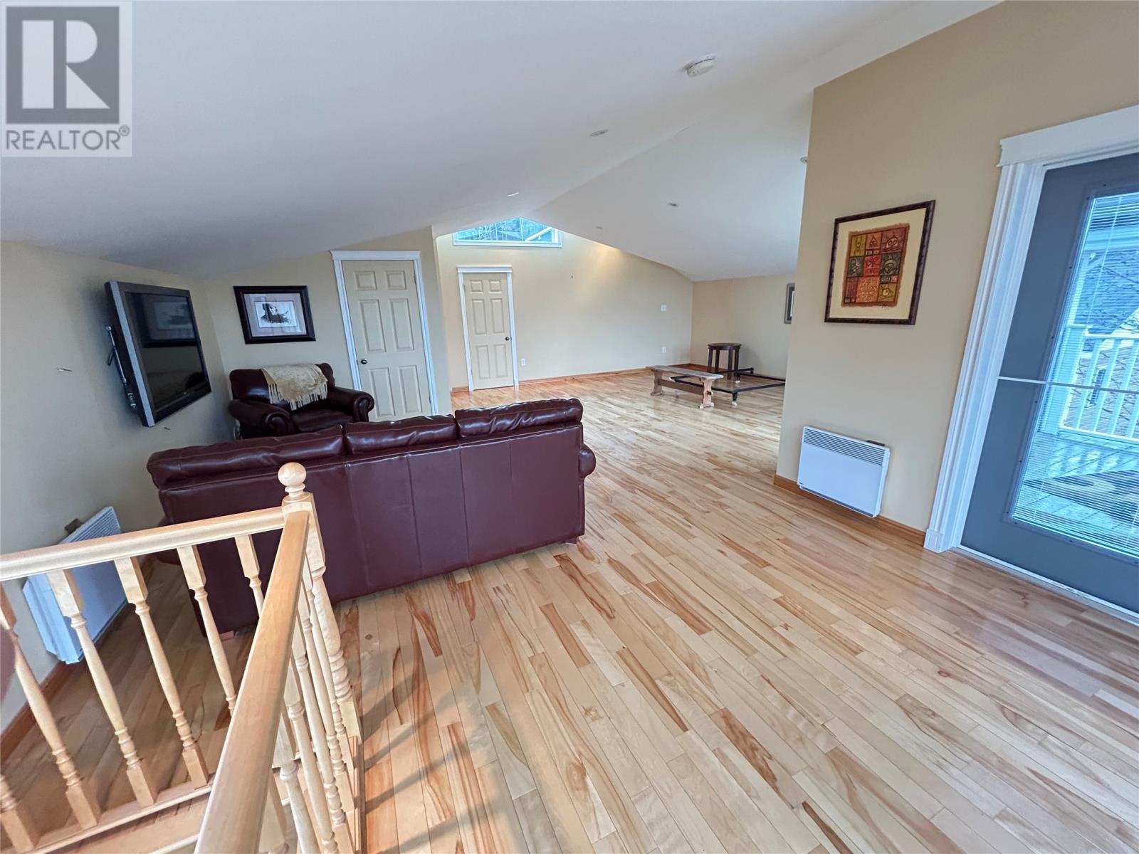 6 Woodcrest Avenue Property Photo 25