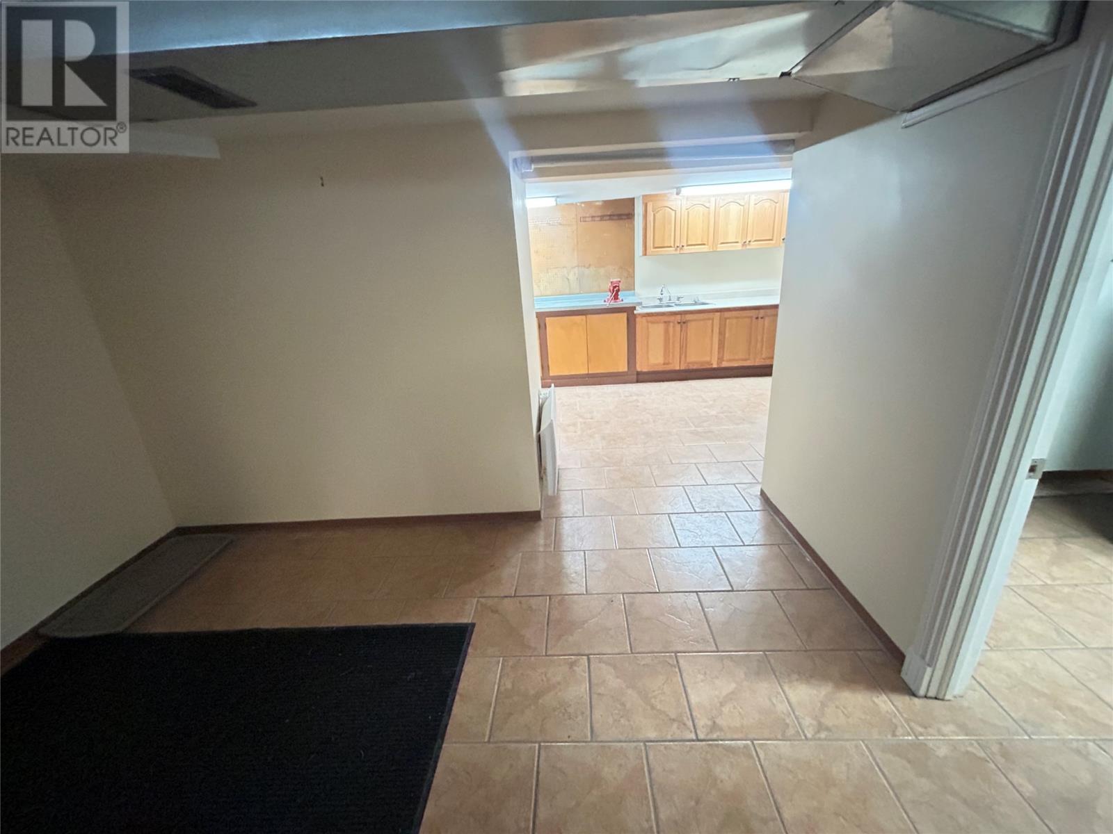 6 Woodcrest Avenue Property Photo 32