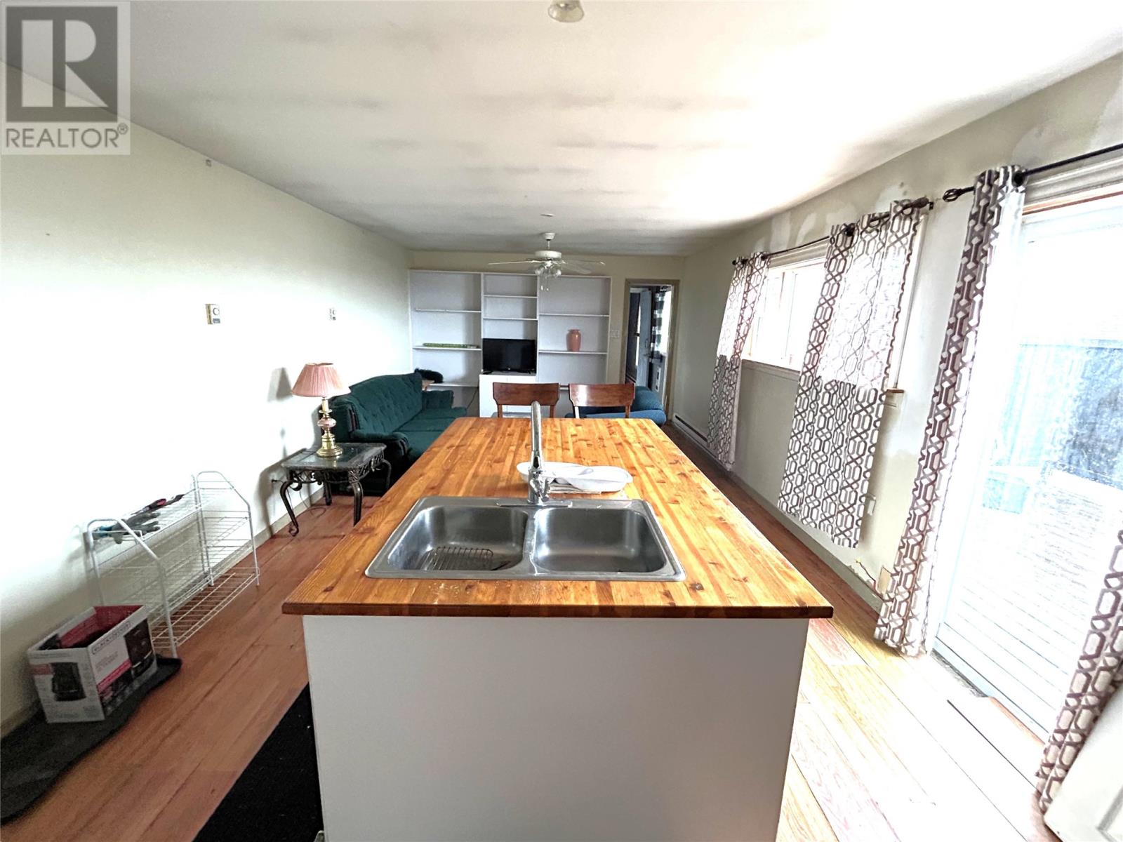 52 Main Street Property Photo 15