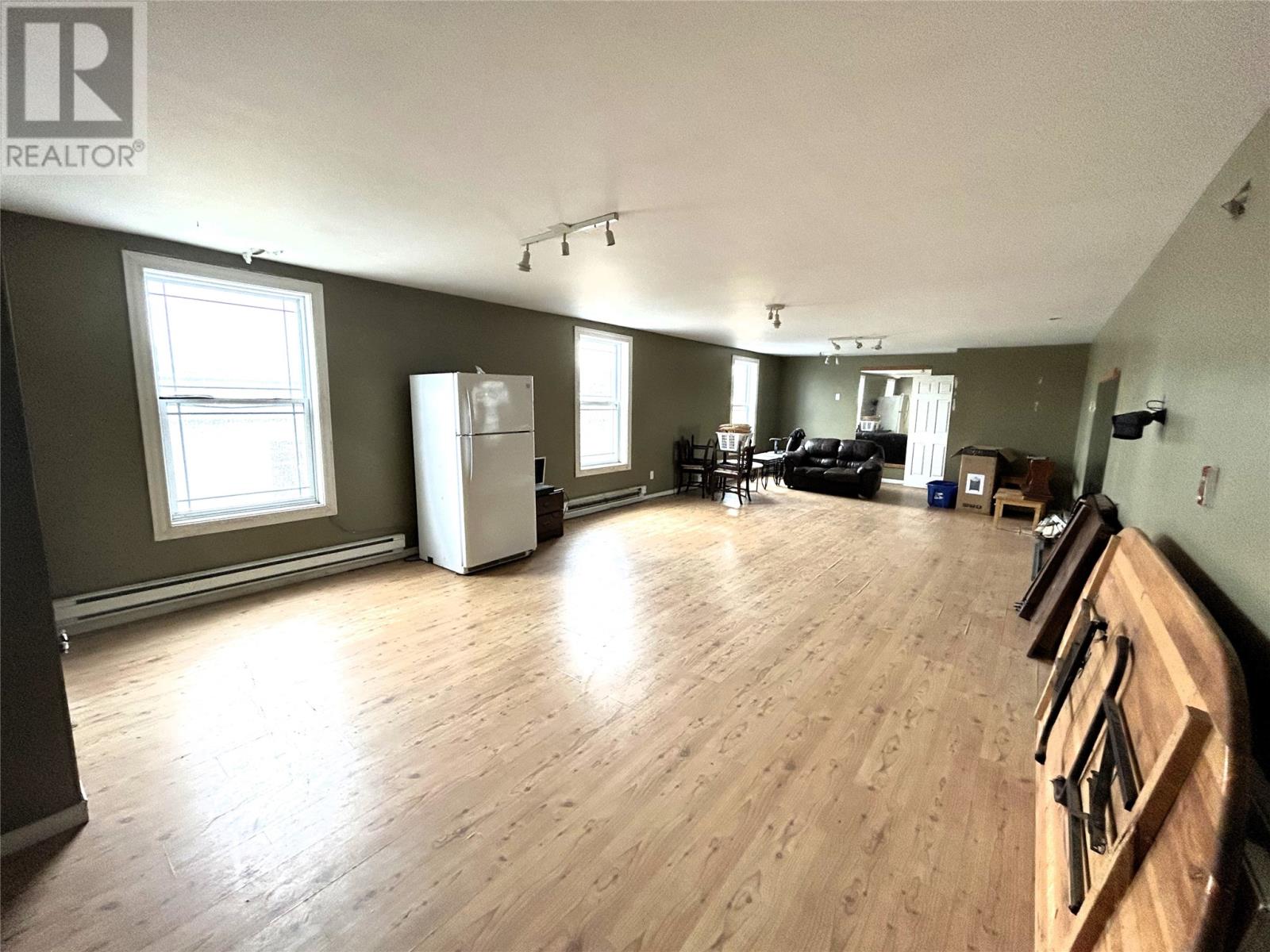 52 Main Street Property Photo 17