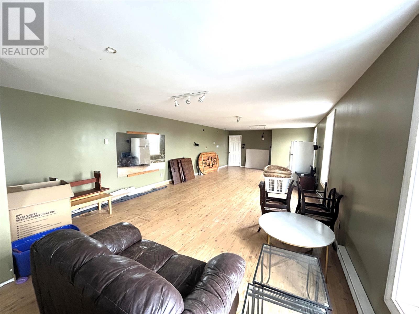 52 Main Street Property Photo 18