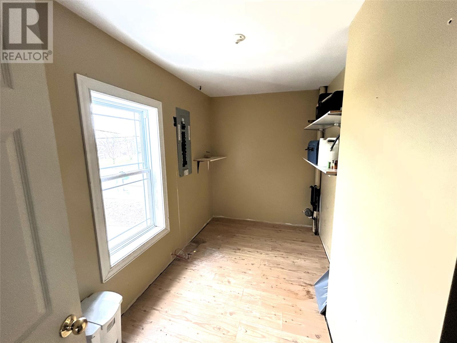 52 Main Street Property Photo 21