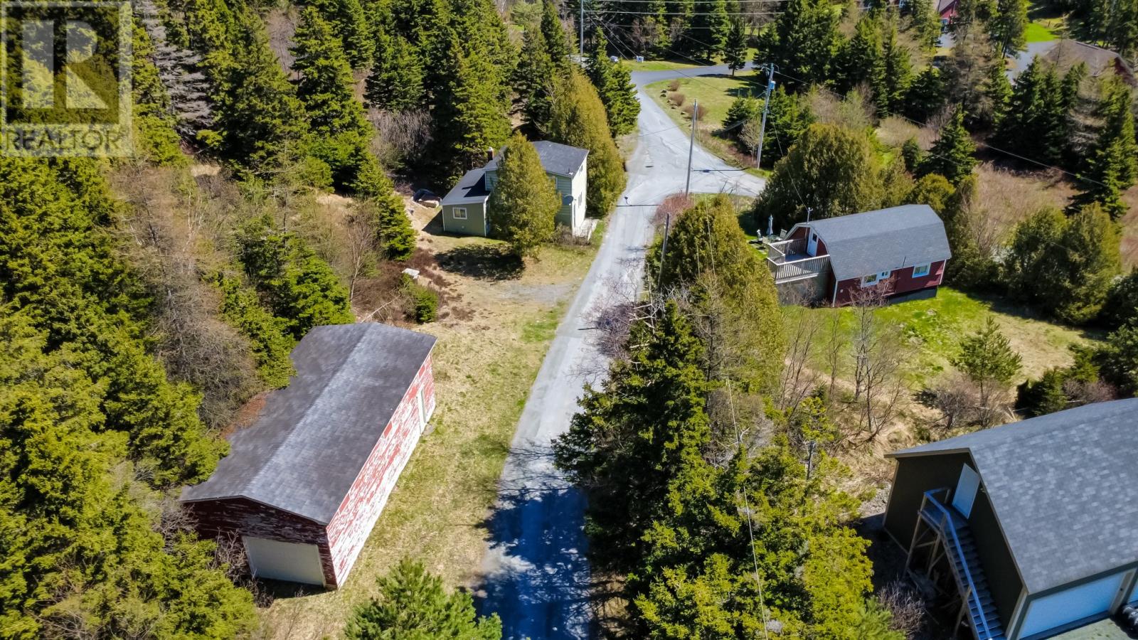 5 Back Path Road Property Photo 27
