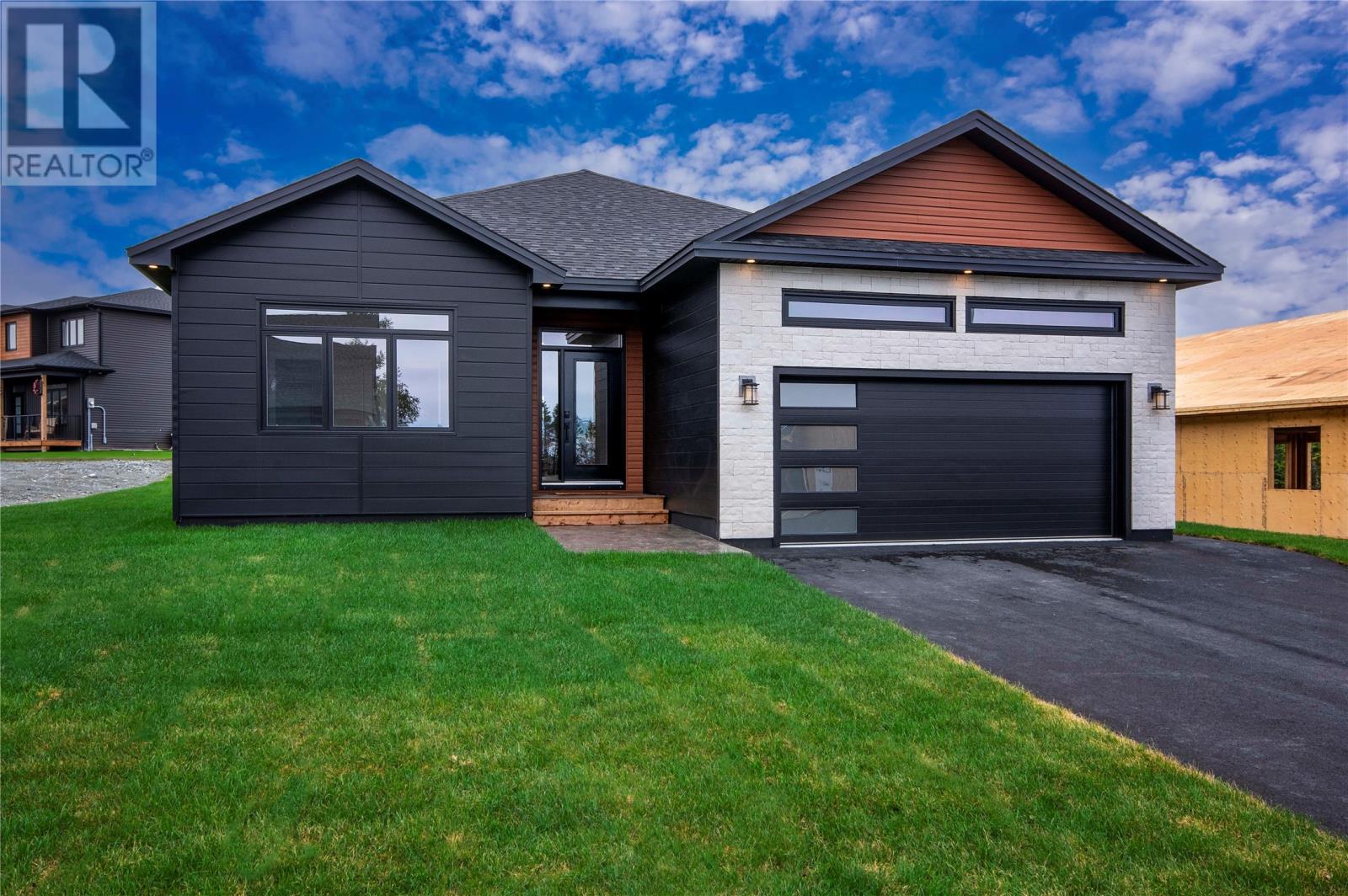 13 Reddley Place Property Photo 1