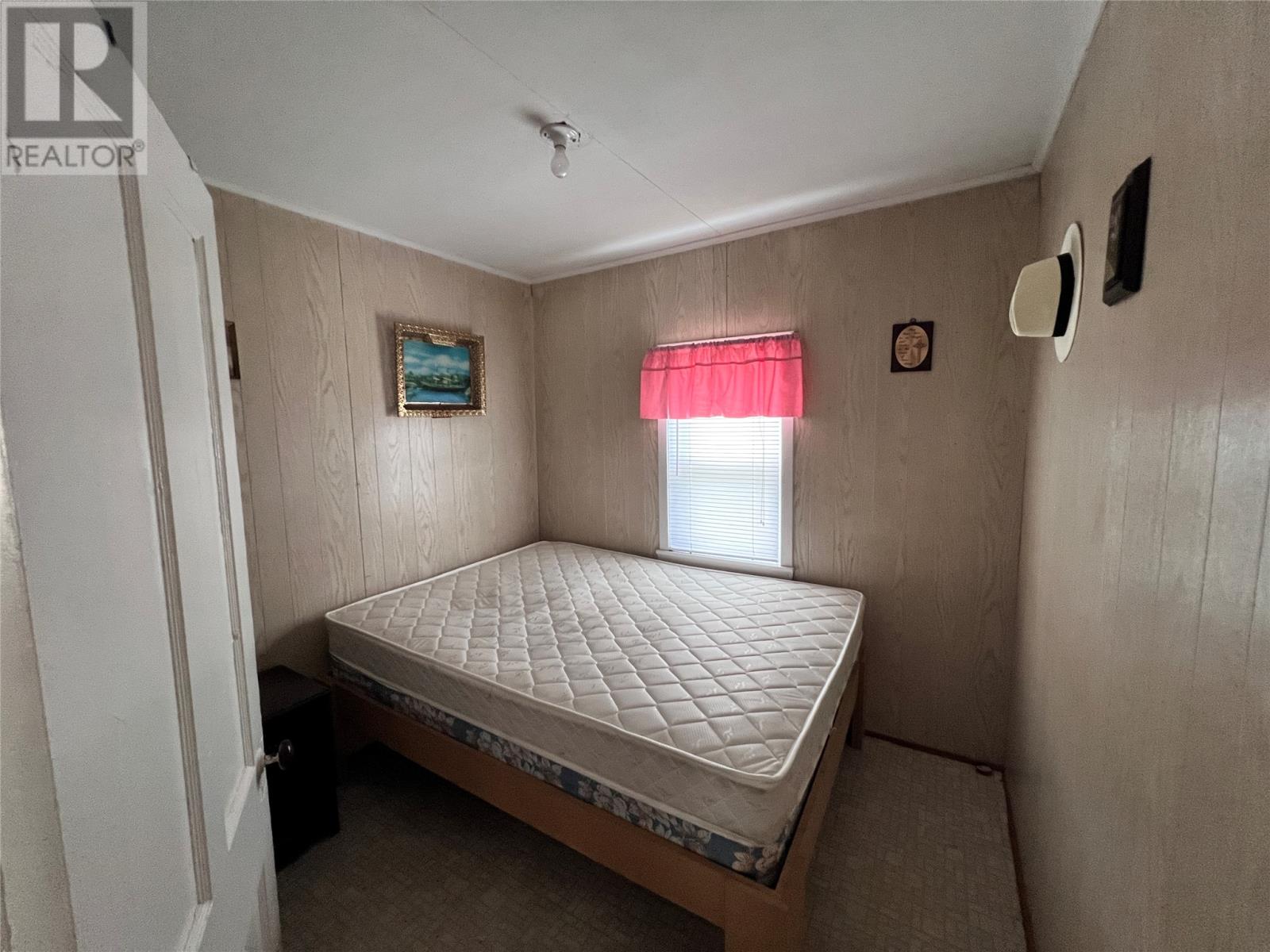 1-3 Kavanaughs Road Property Photo 12