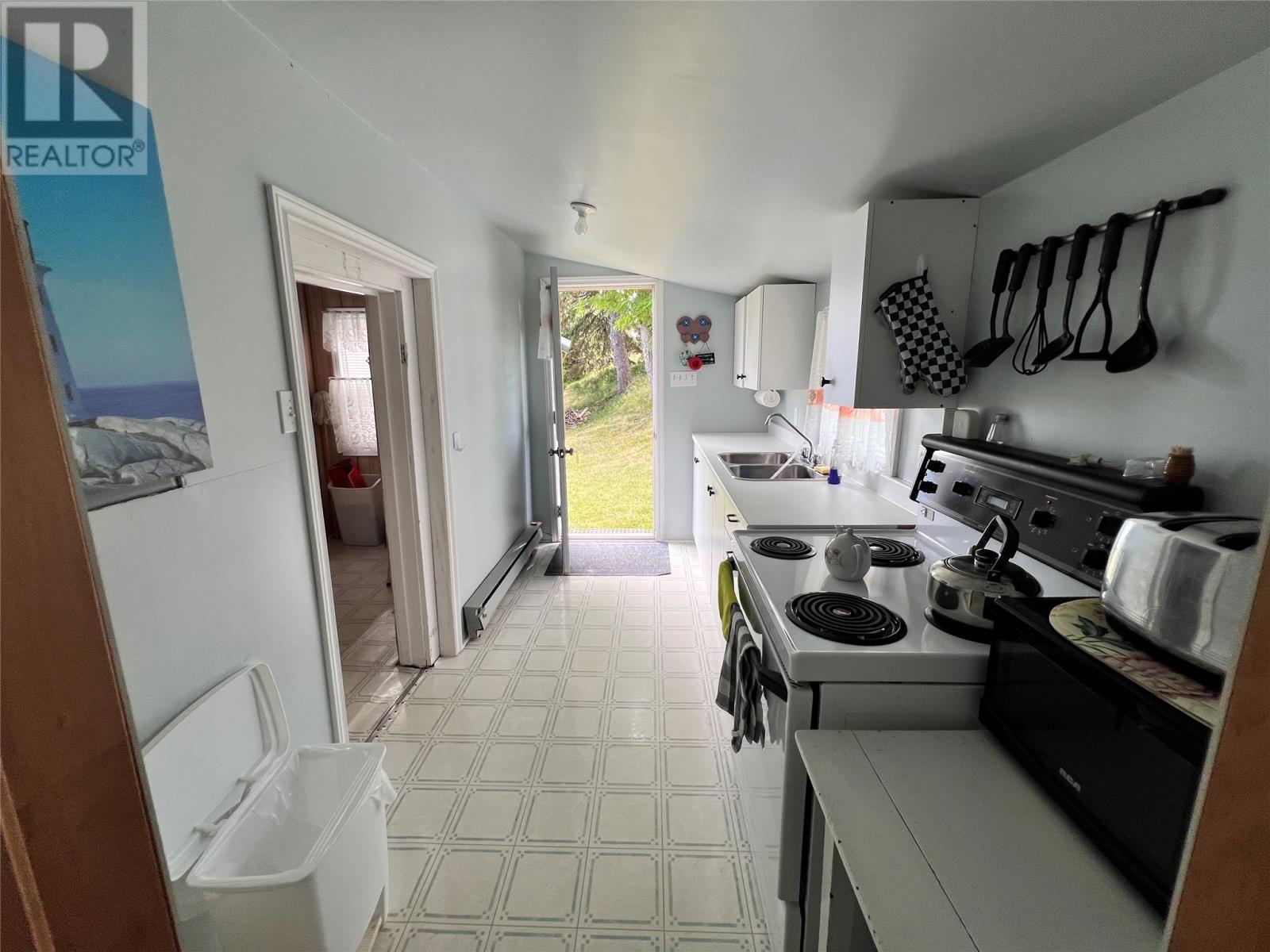 1-3 Kavanaughs Road Property Photo 21