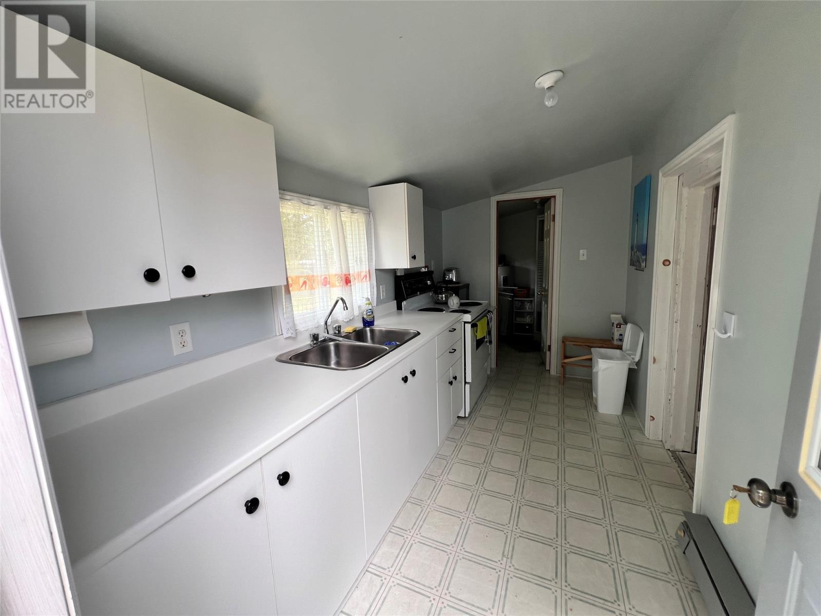 1-3 Kavanaughs Road Property Photo 22