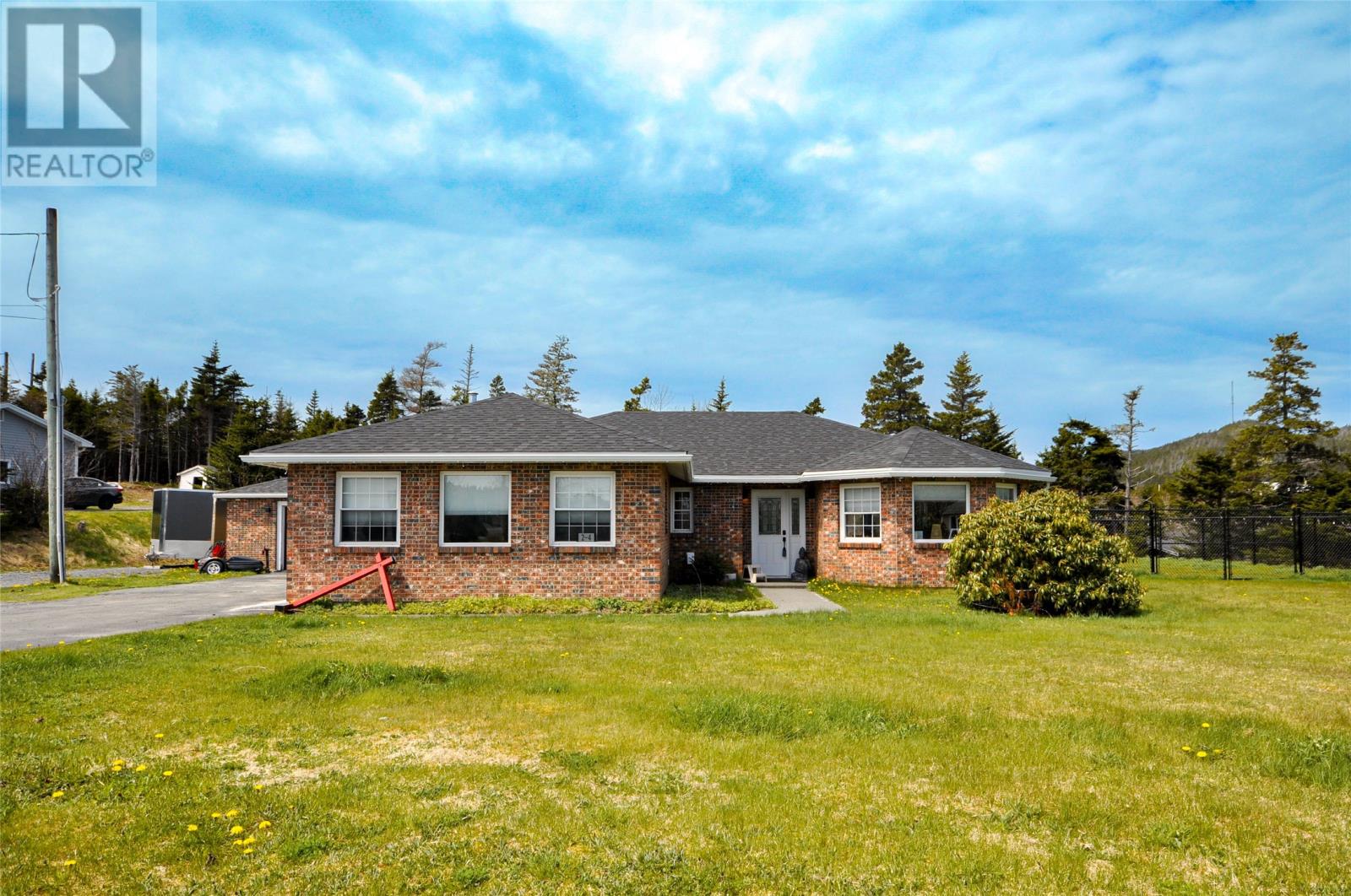 2-4 Burntwoods Place Property Photo 2