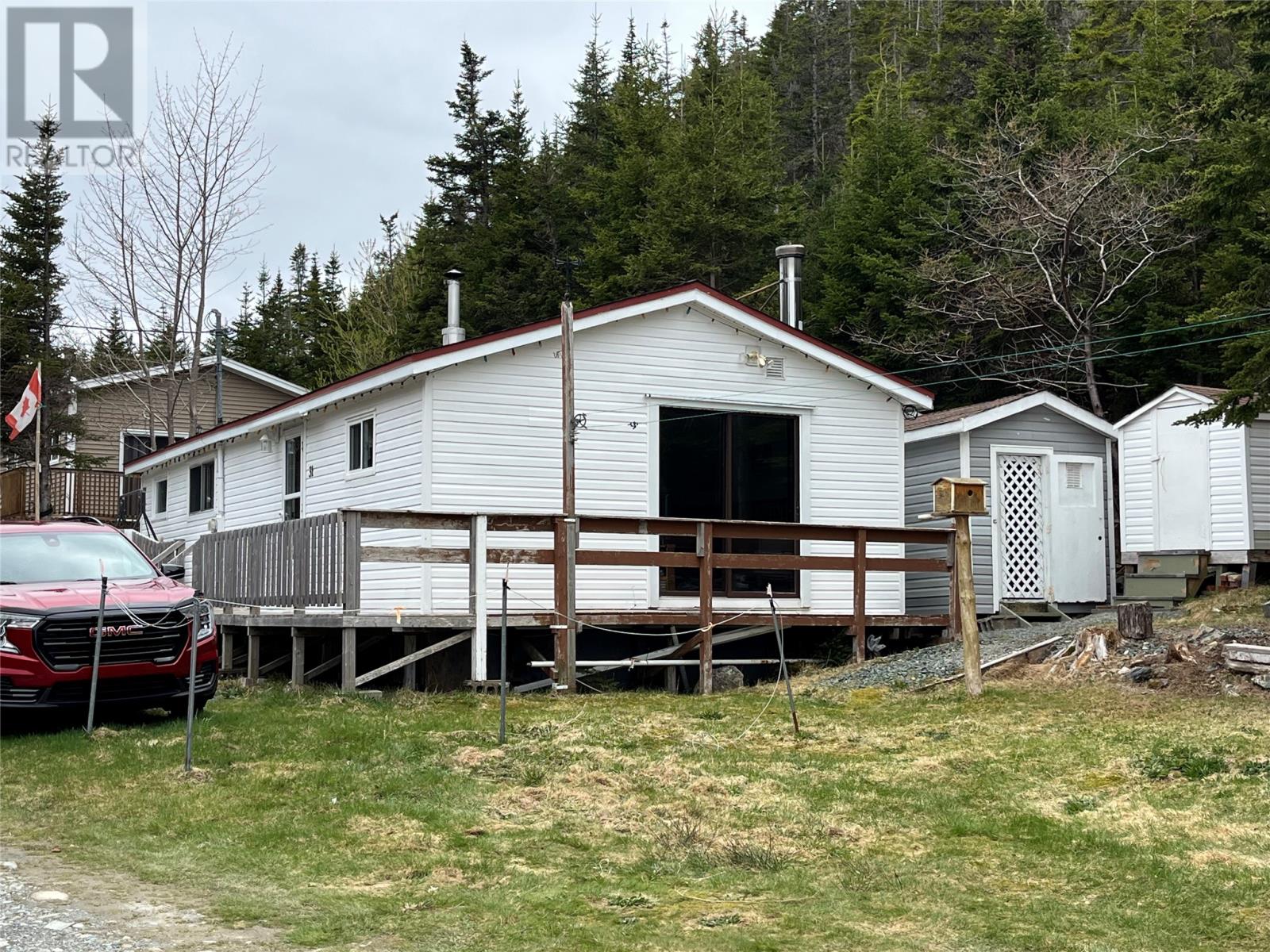 33 Beaver Pond Road Property Photo 8