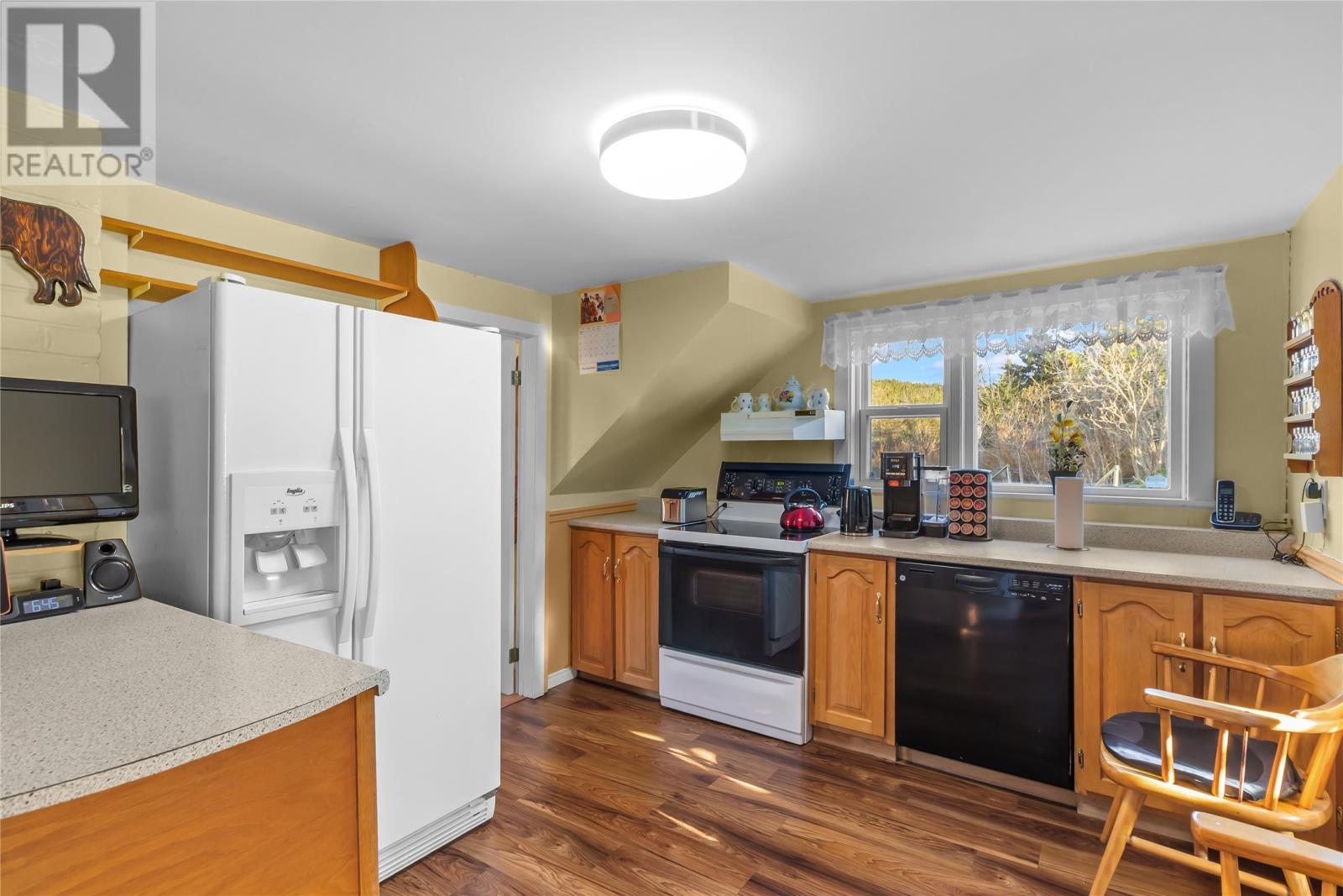 9 Gushue's Road Property Photo 10