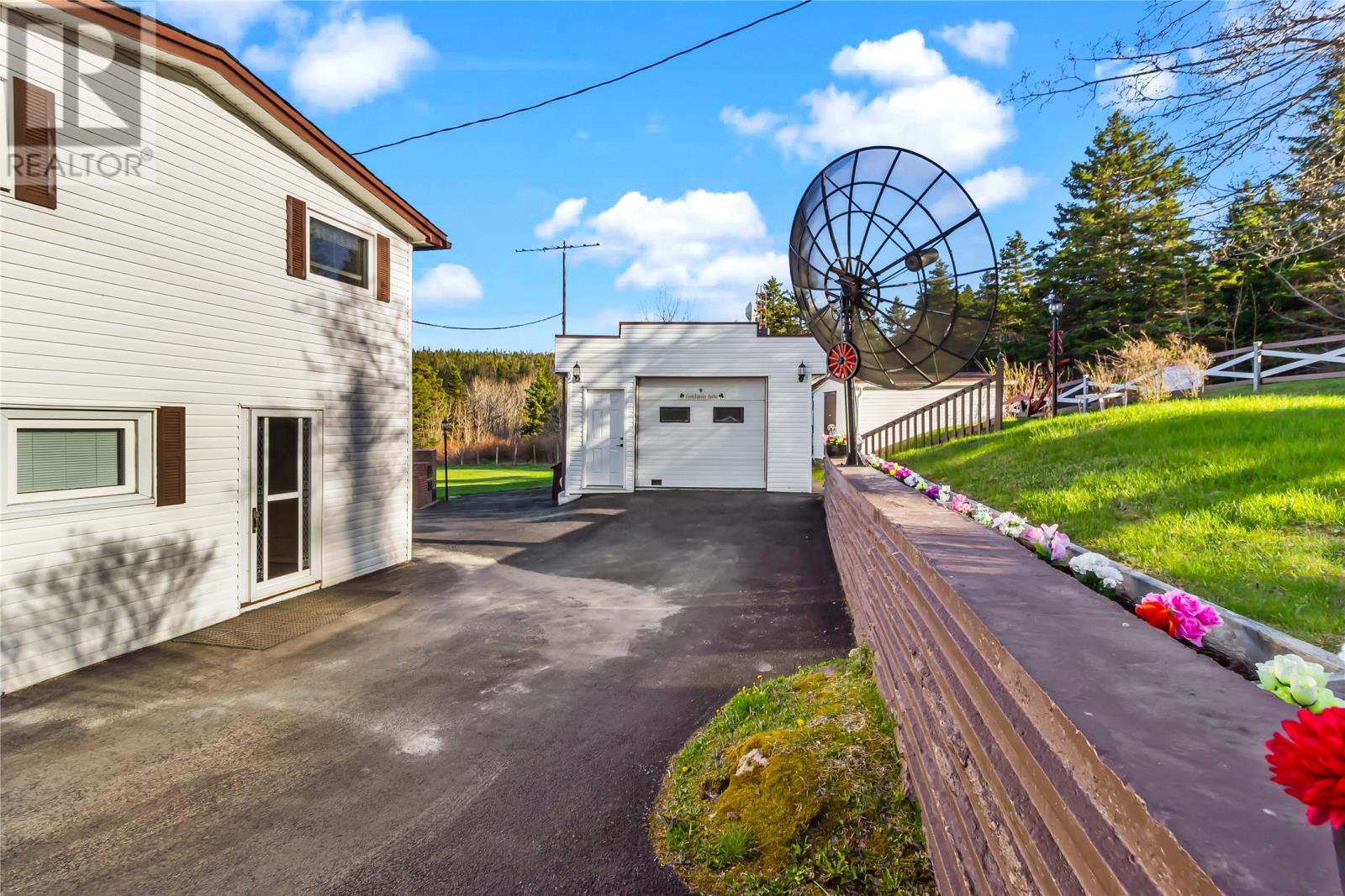 9 Gushue's Road Property Photo 23