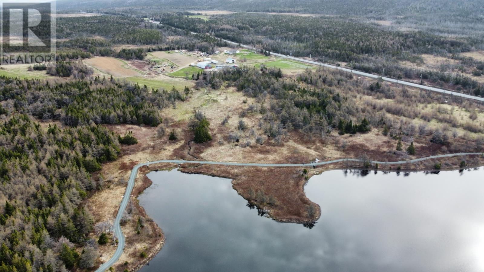 112-114 Southern Shore Highway Property Photo 3