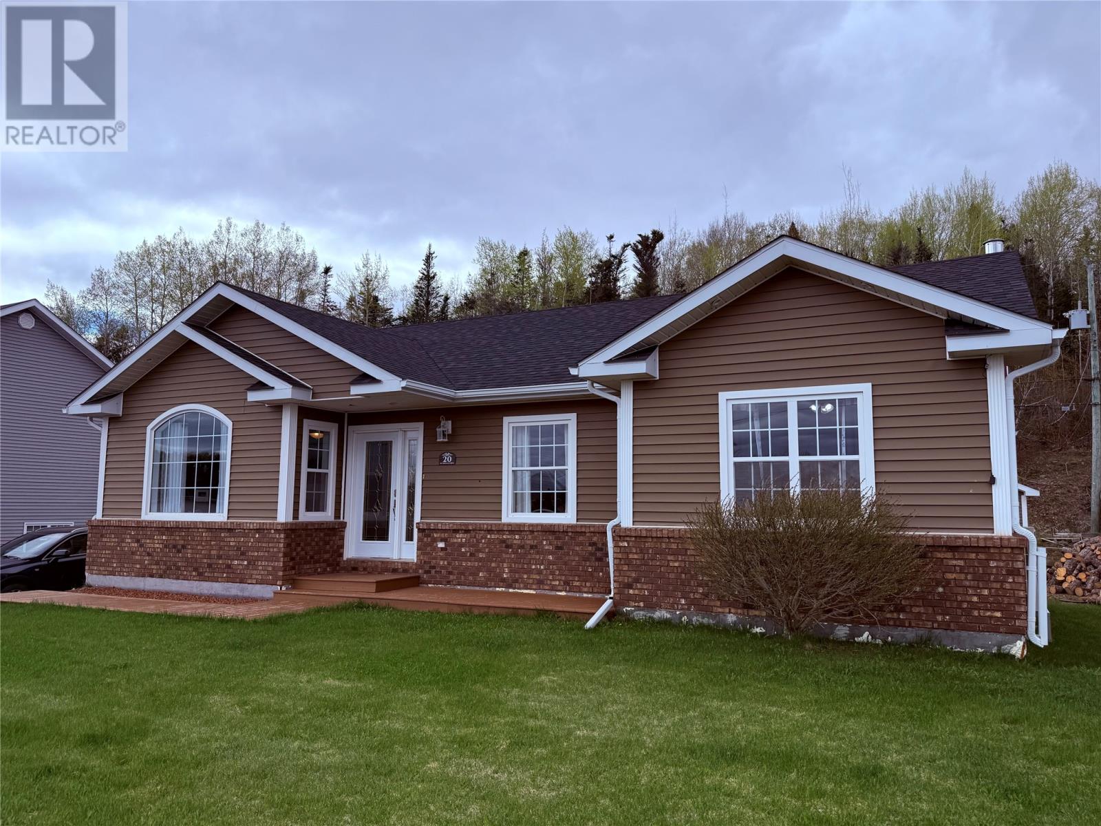 20 Mcdonald Crescent Property Photo 1