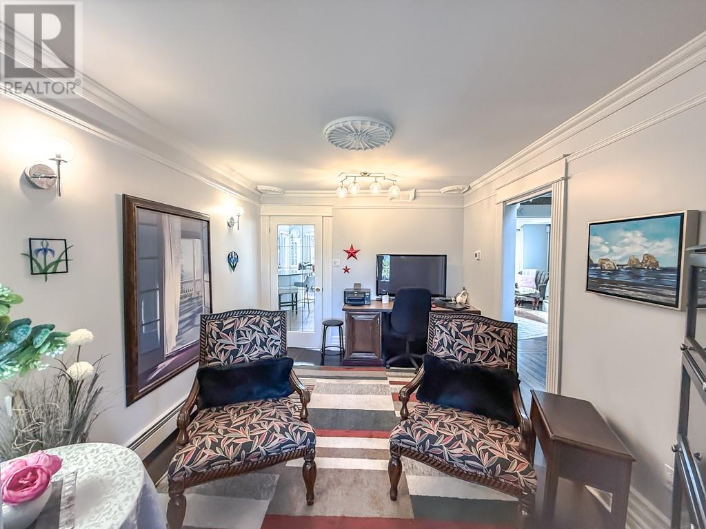 98 Greens Road Property Photo 14