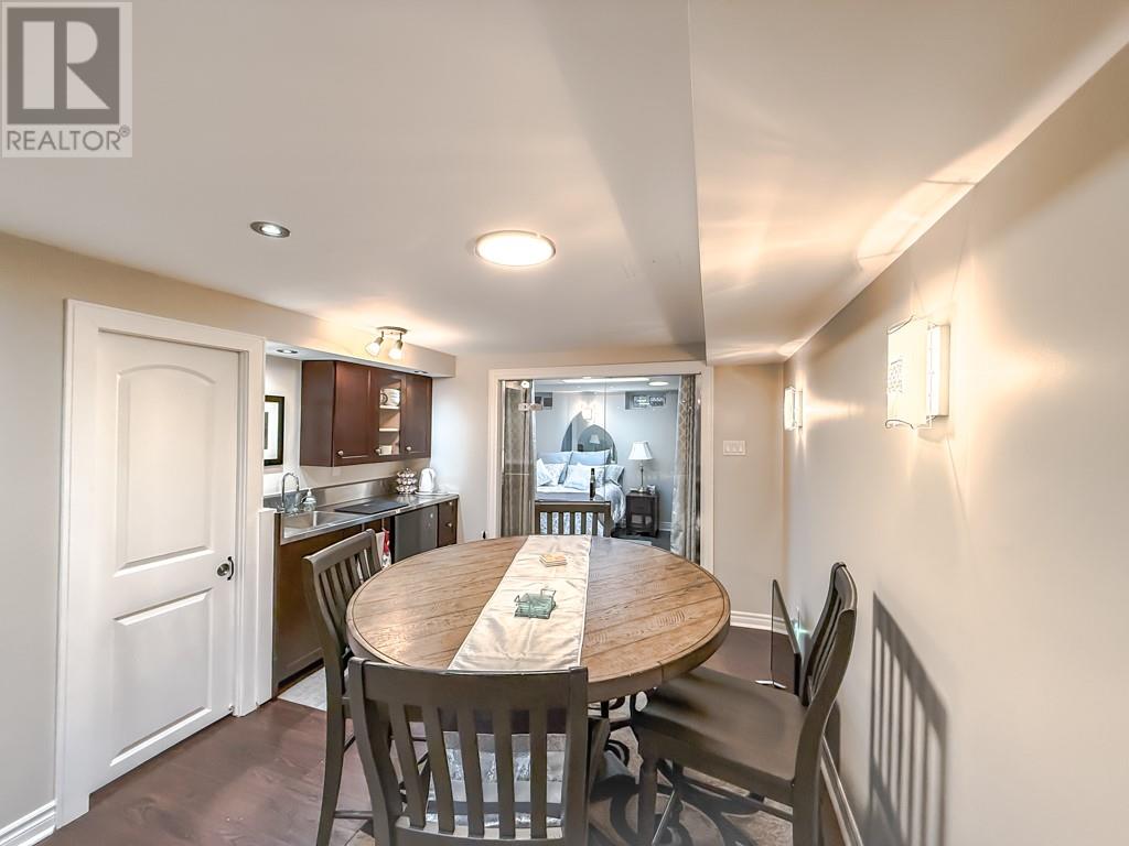 98 Greens Road Property Photo 29