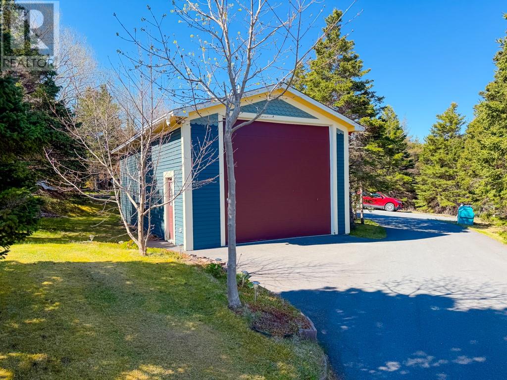 98 Greens Road Property Photo 39