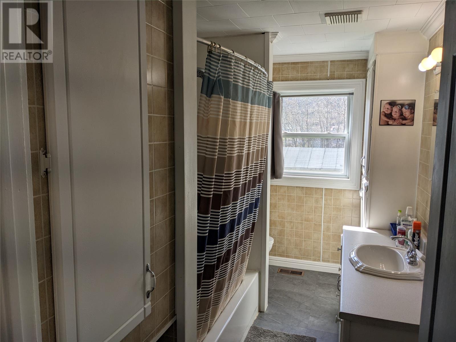 12 Forest Road Property Photo 14