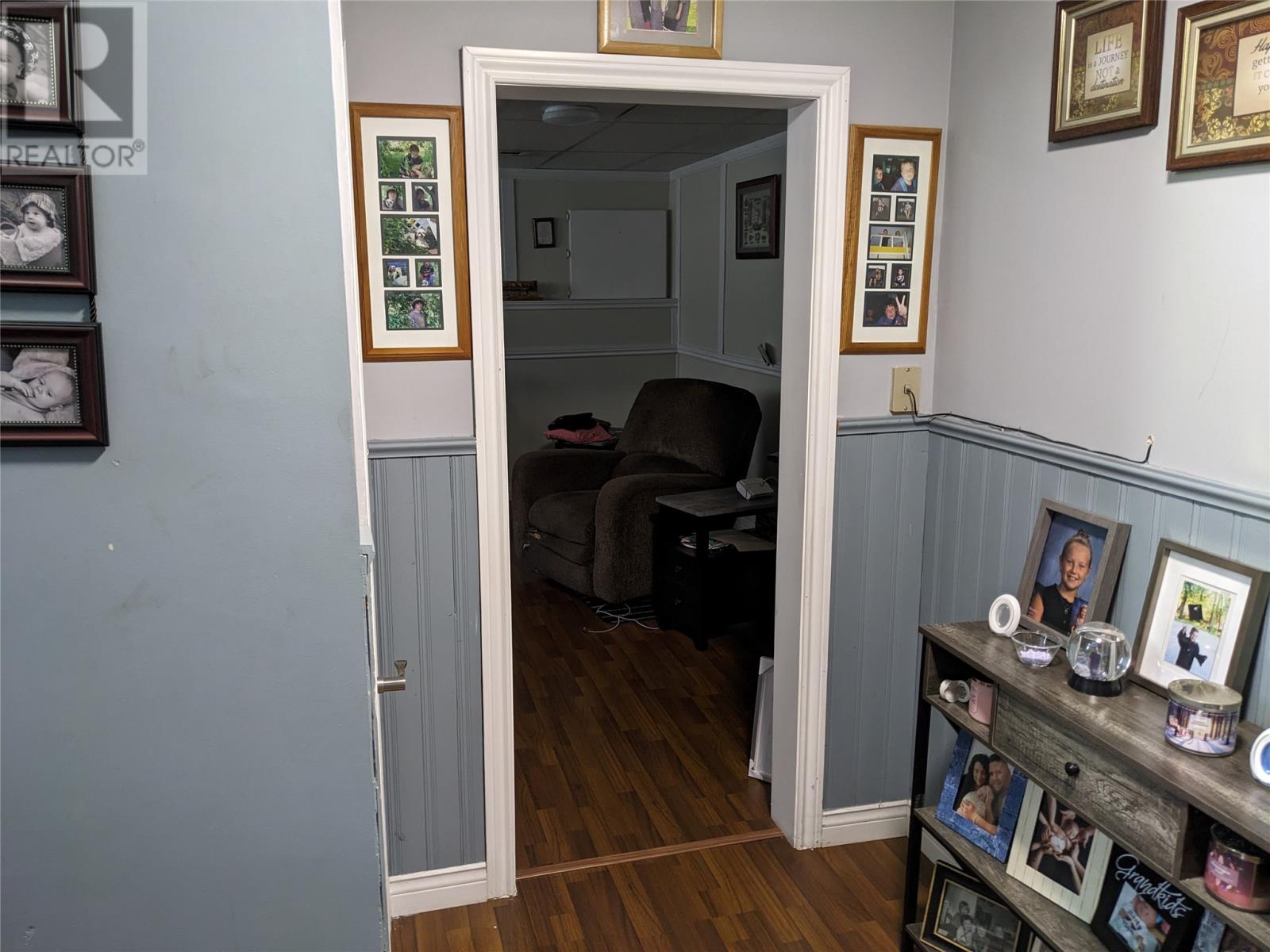 12 Forest Road Property Photo 33