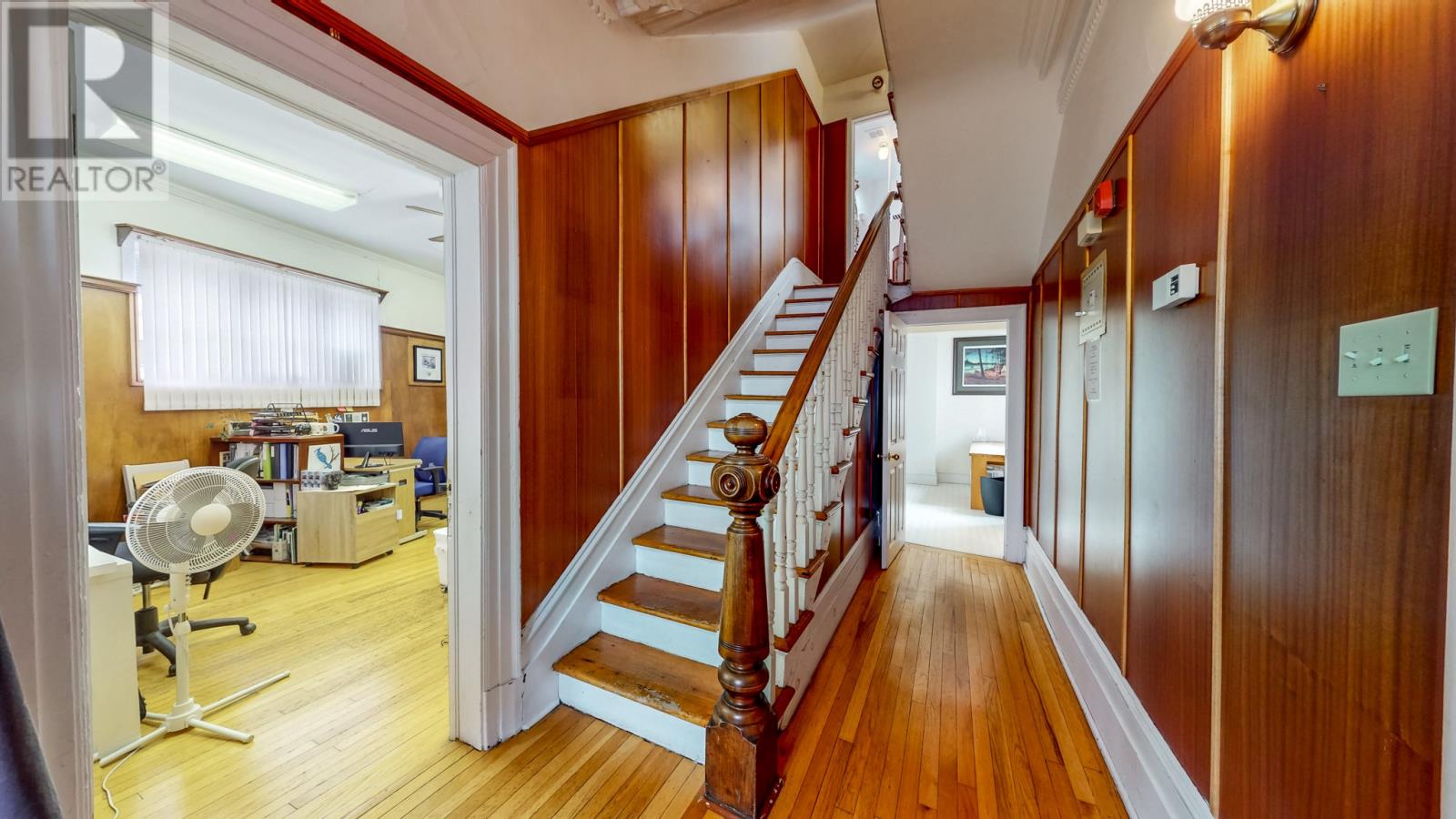 28 Cochrane Street Property Photo 11