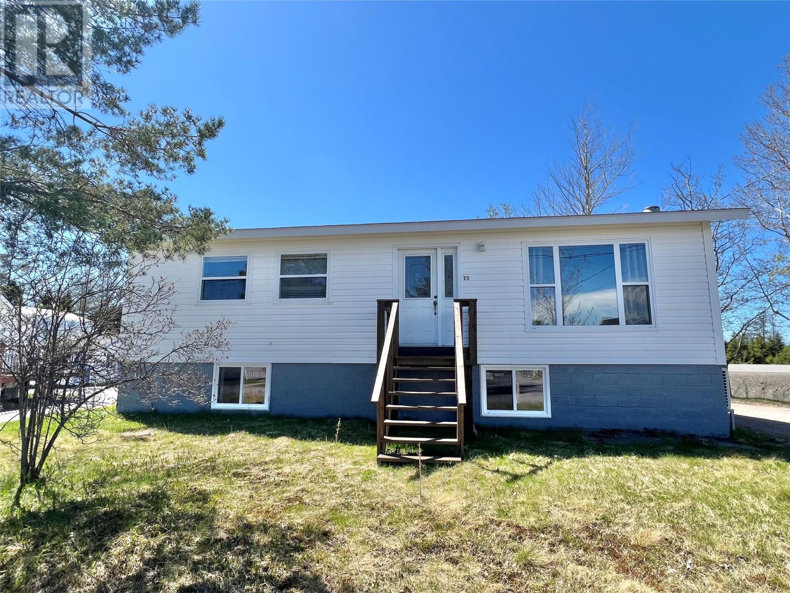 11 Fourth Avenue Property Photo 1
