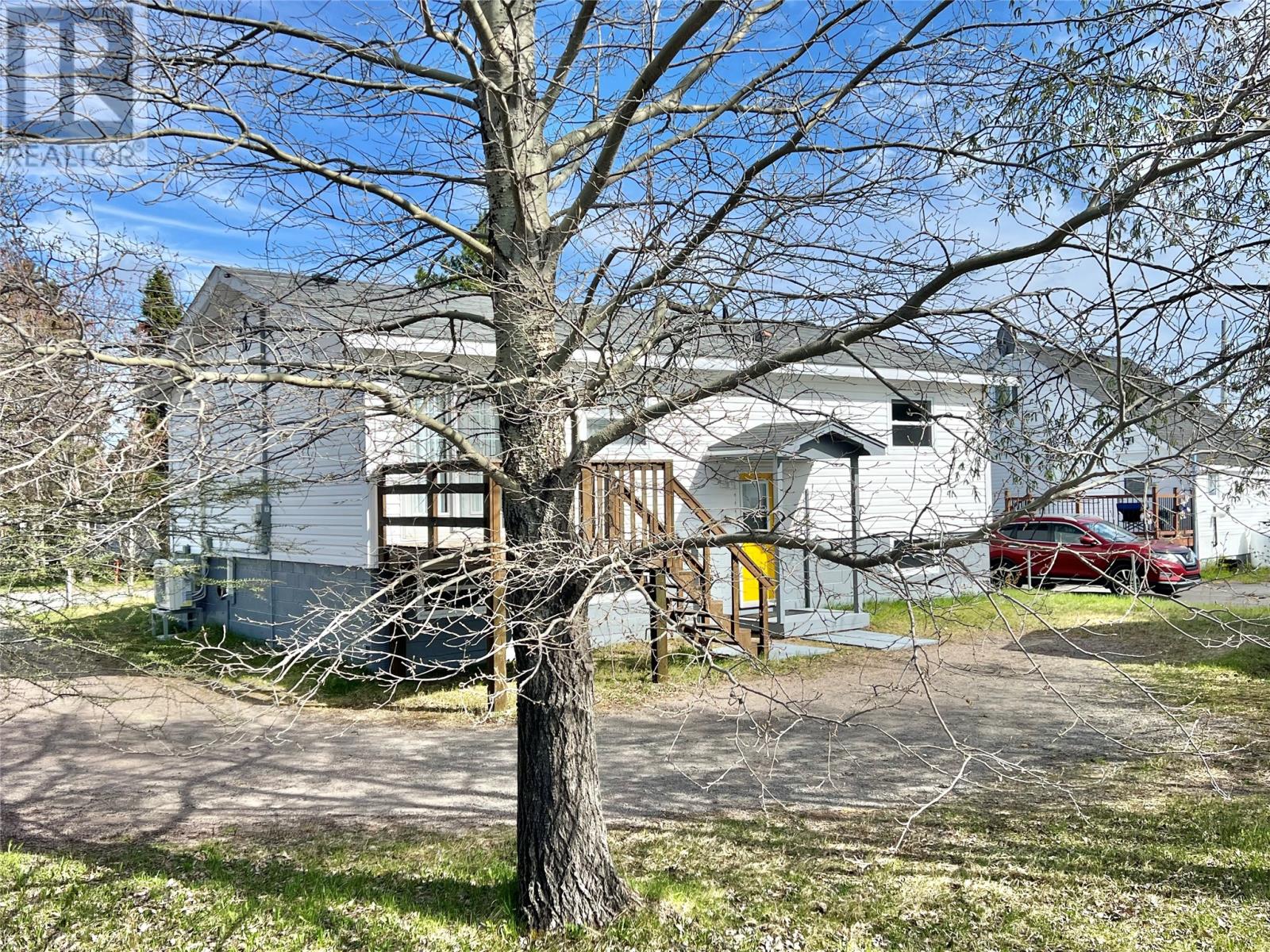 11 Fourth Avenue Property Photo 8
