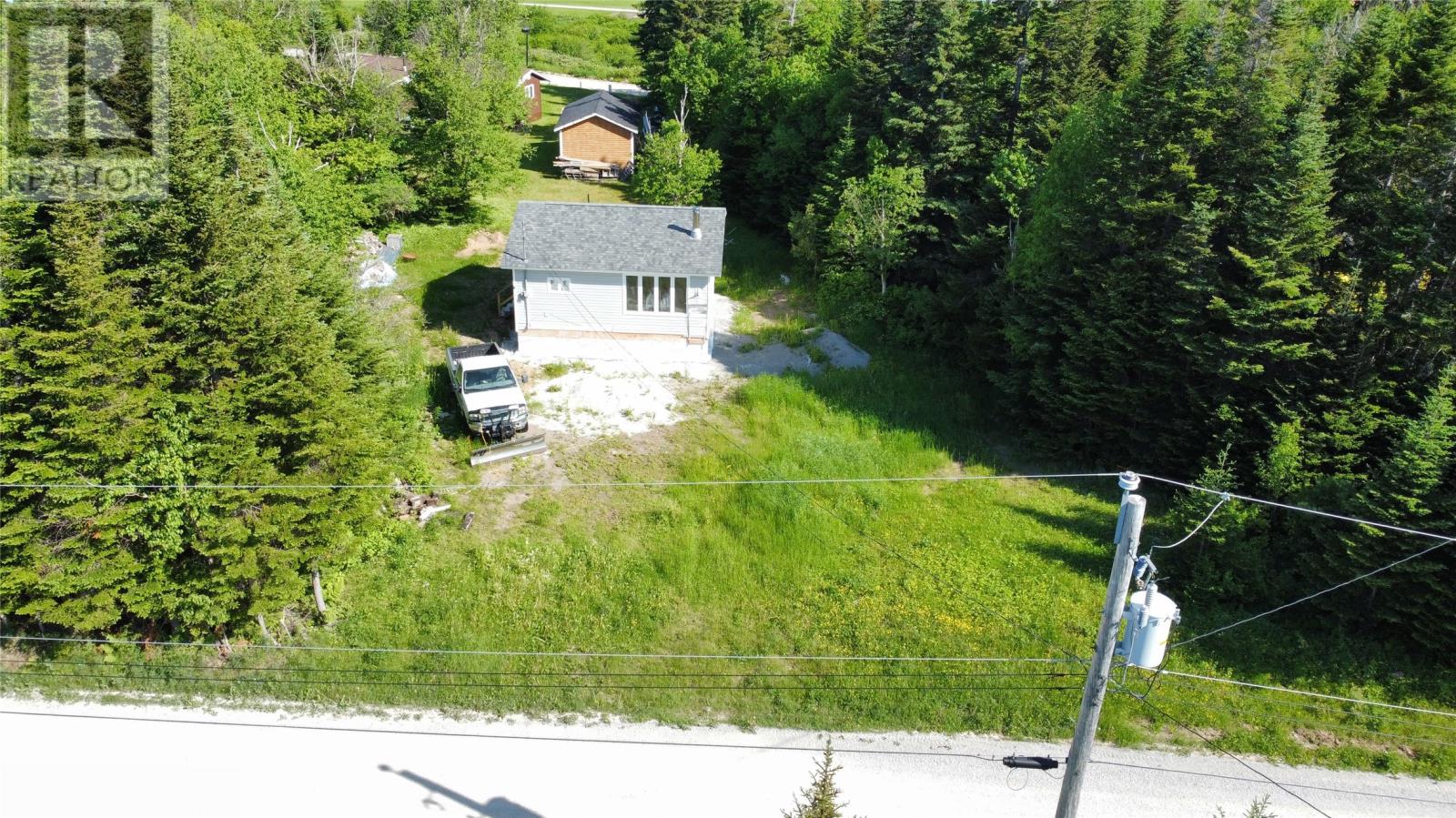 2 Sunset Drive Property Photo 2