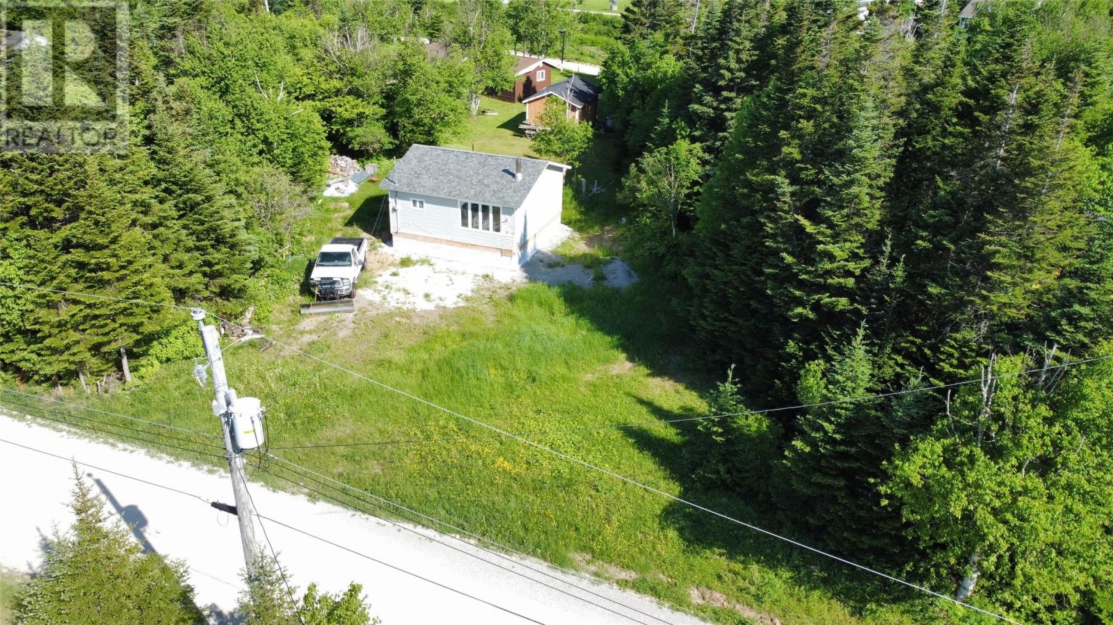 2 Sunset Drive Property Photo 3