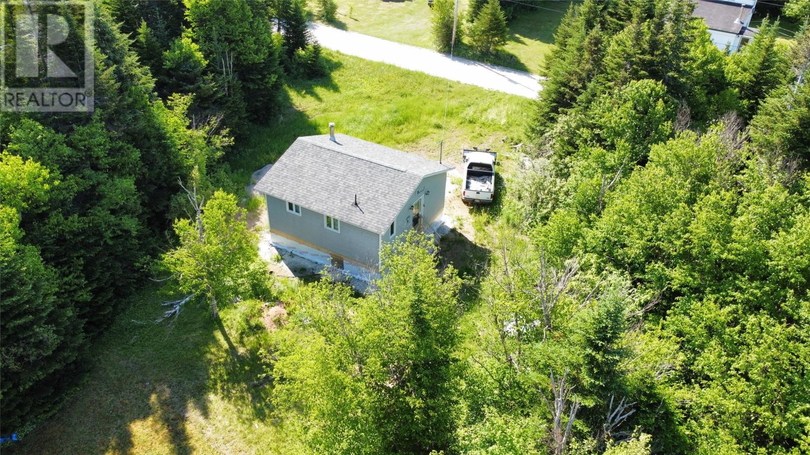 2 Sunset Drive Property Photo 5