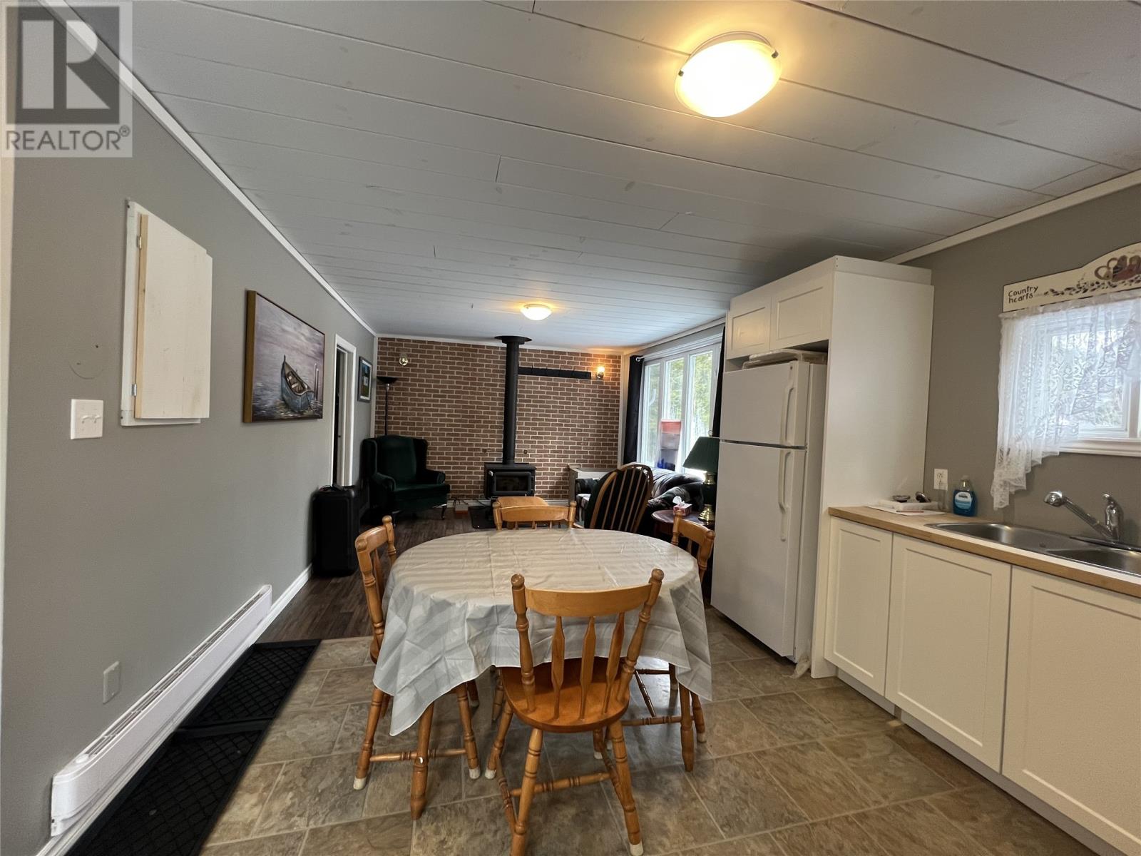 2 Sunset Drive Property Photo 16